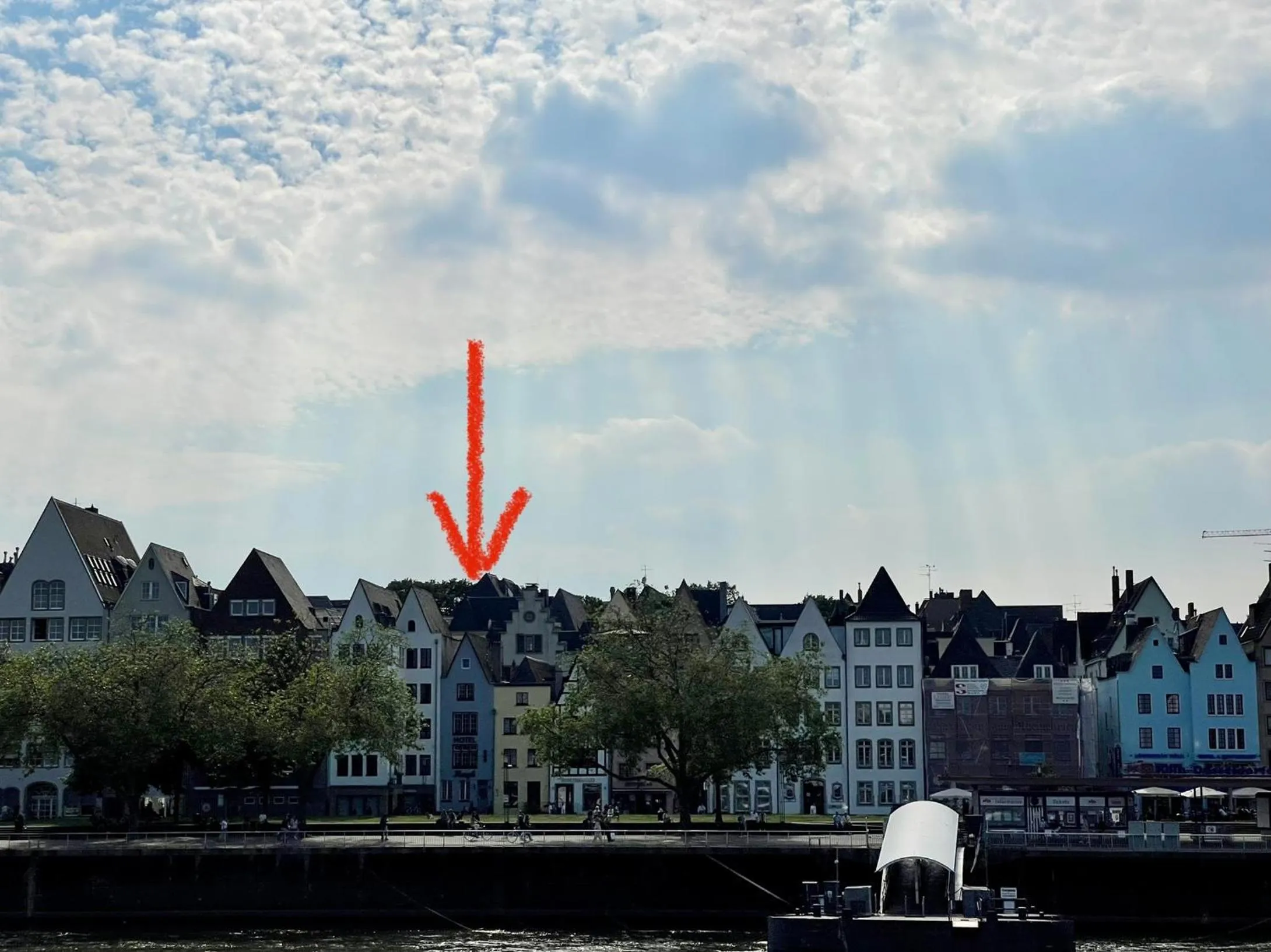 Property building in Altstadthotel Hayk am Rhein