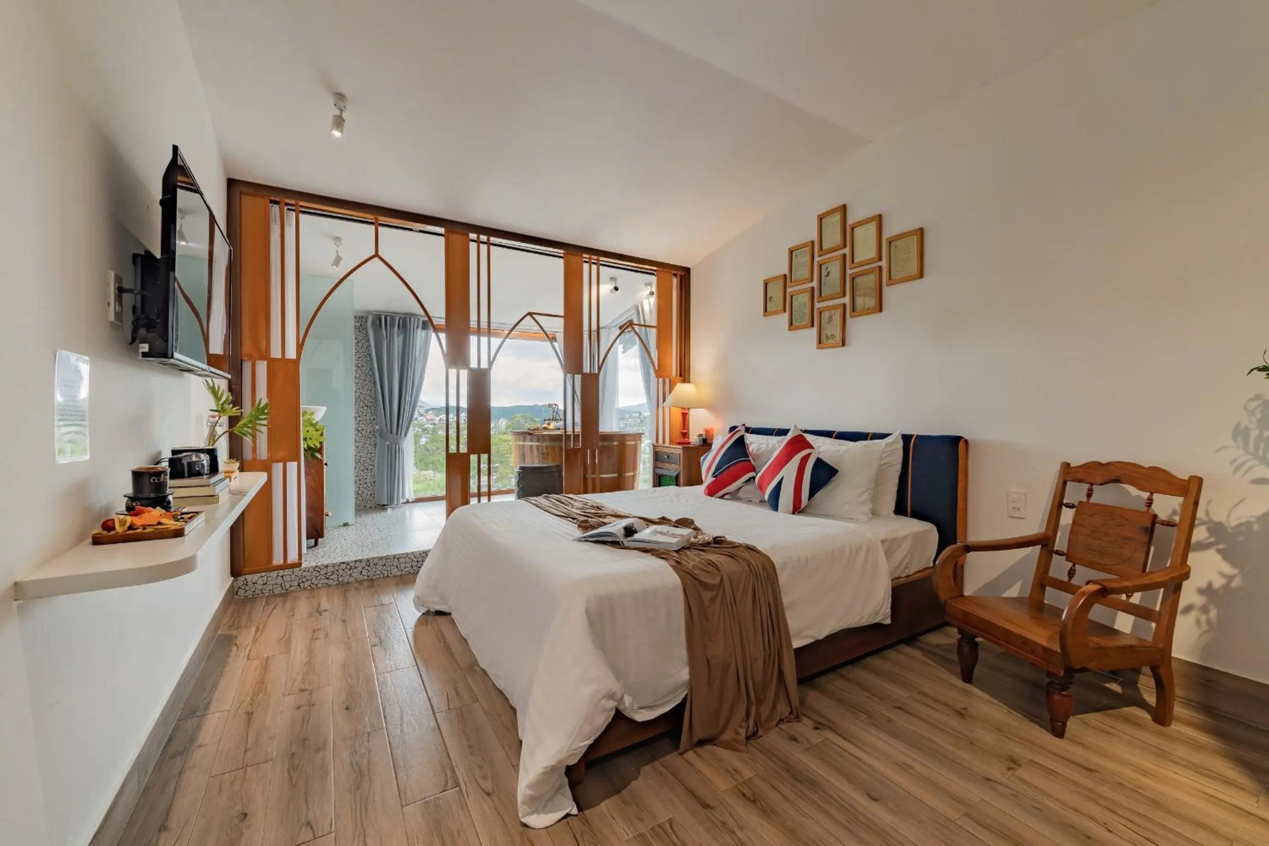 Bed in Casanova Dalat Hotel