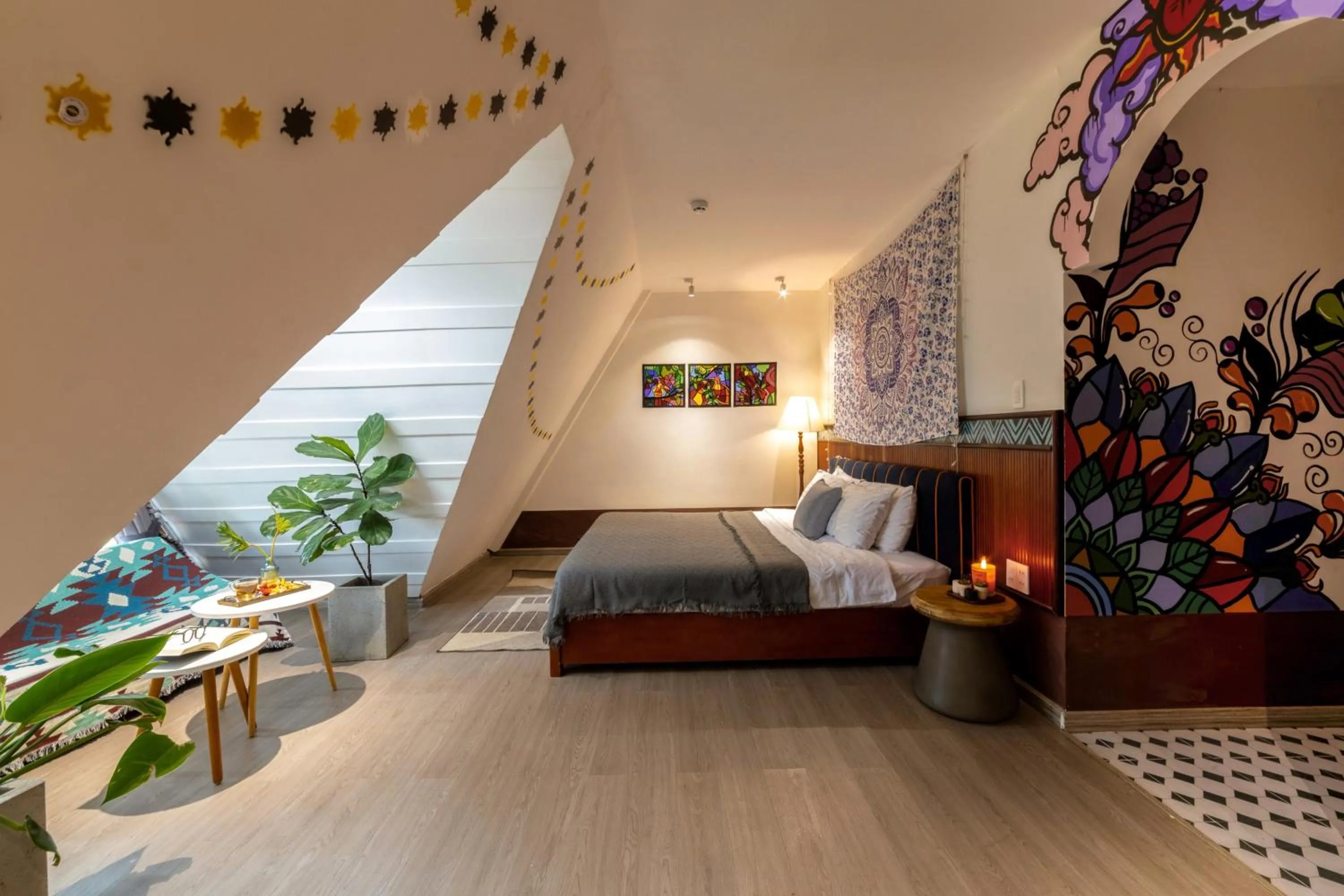 Living room, Bed in Casanova Dalat Hotel