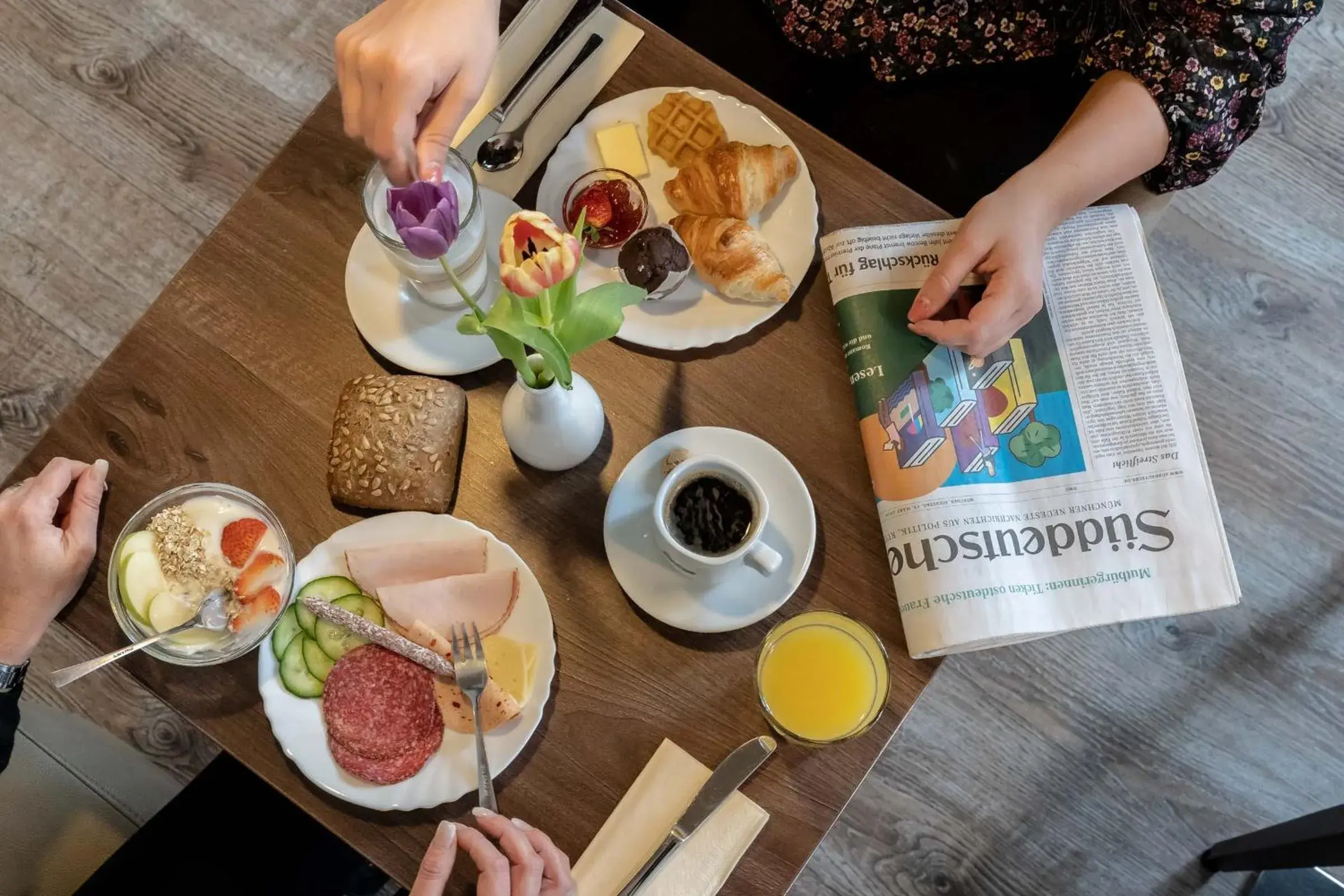 Food and drinks in Empress Boutique Hotel Food and drinks in Empress Boutique Hotel