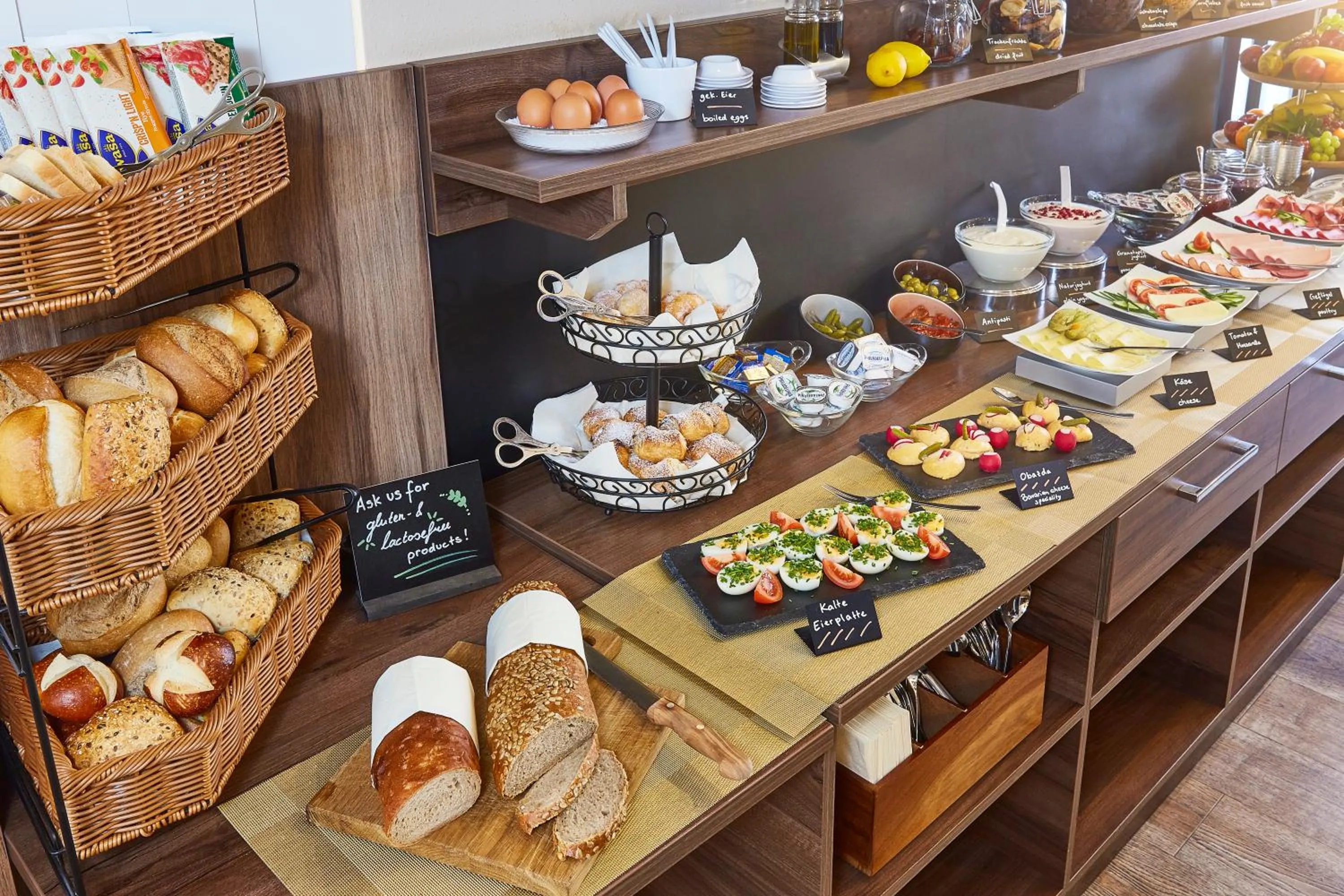 Breakfast in Empress Boutique Hotel