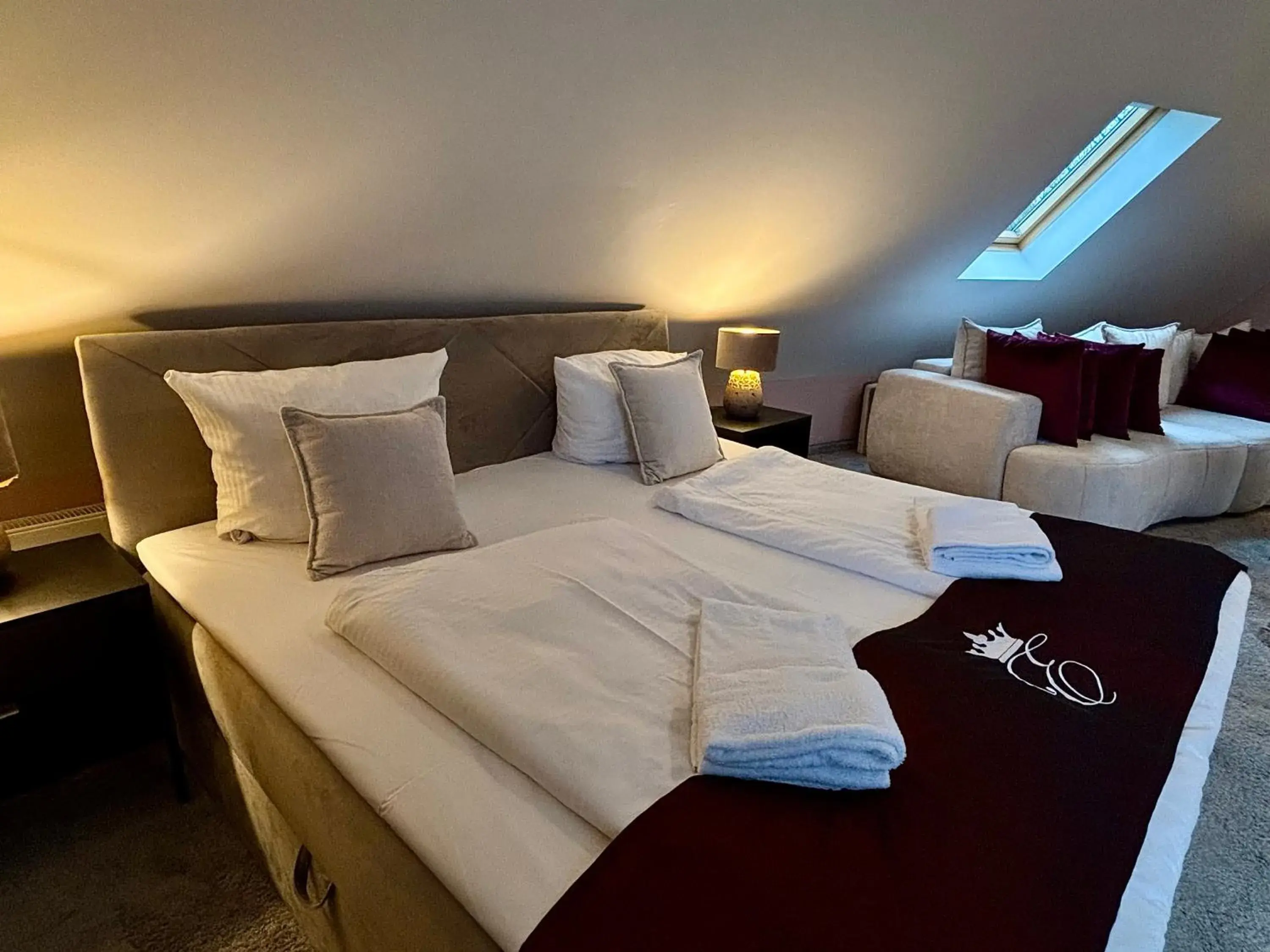 King Suite with Balcony in Empress Boutique Hotel King Suite with Balcony in Empress Boutique Hotel