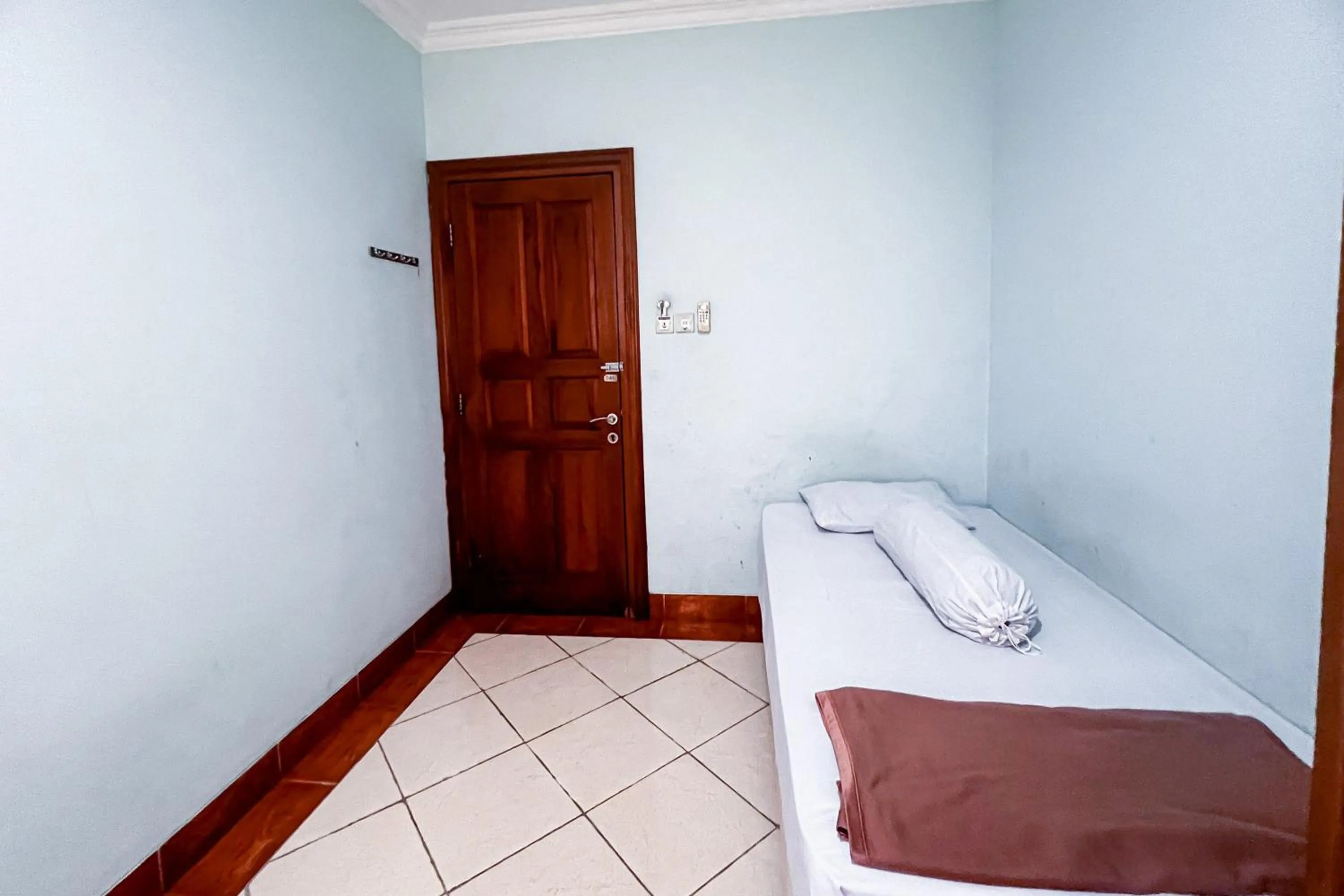 Bed in House Of Livina Mitra RedDoorz