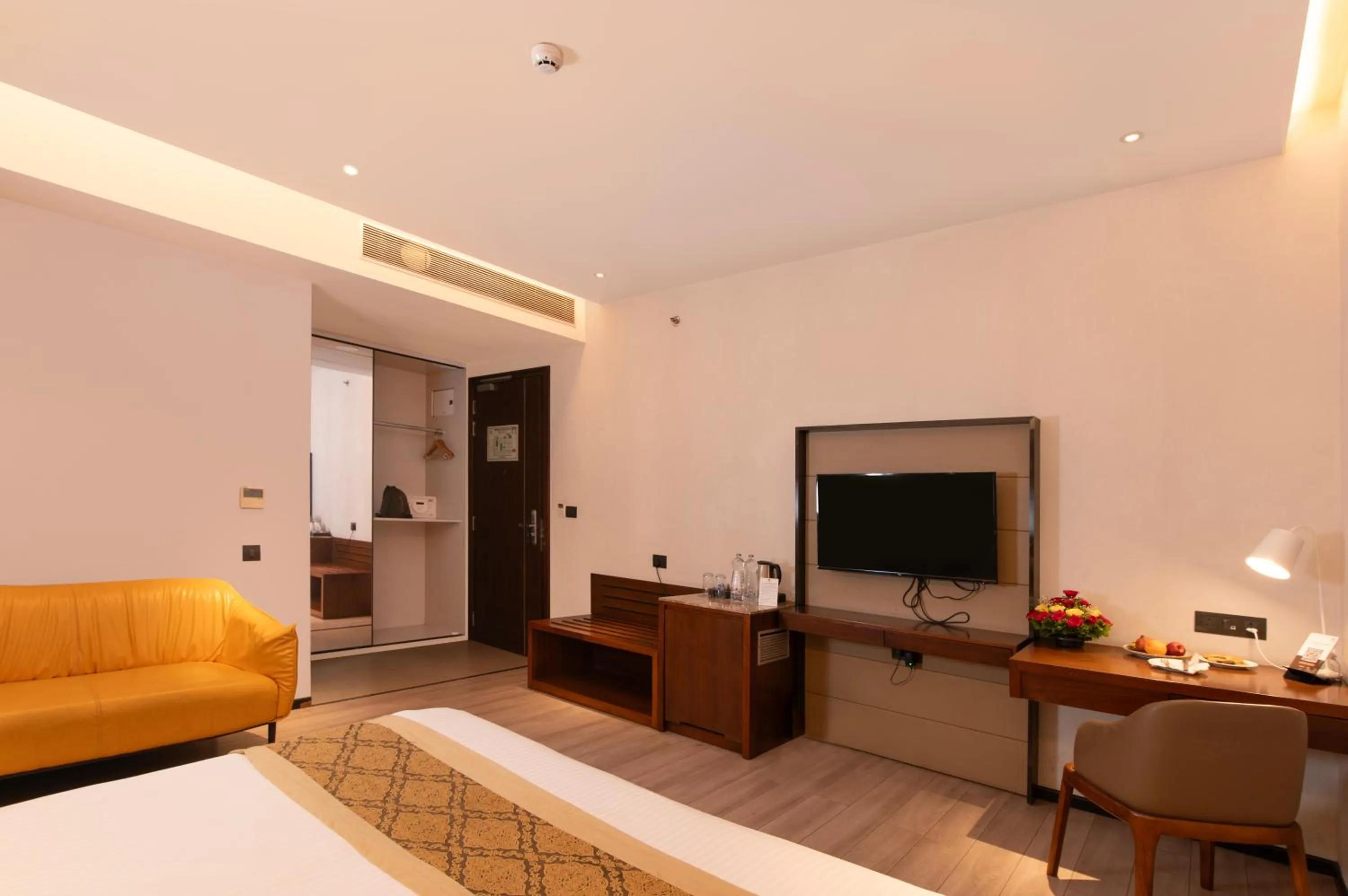 Bed in Enrise by Sayaji Nashik