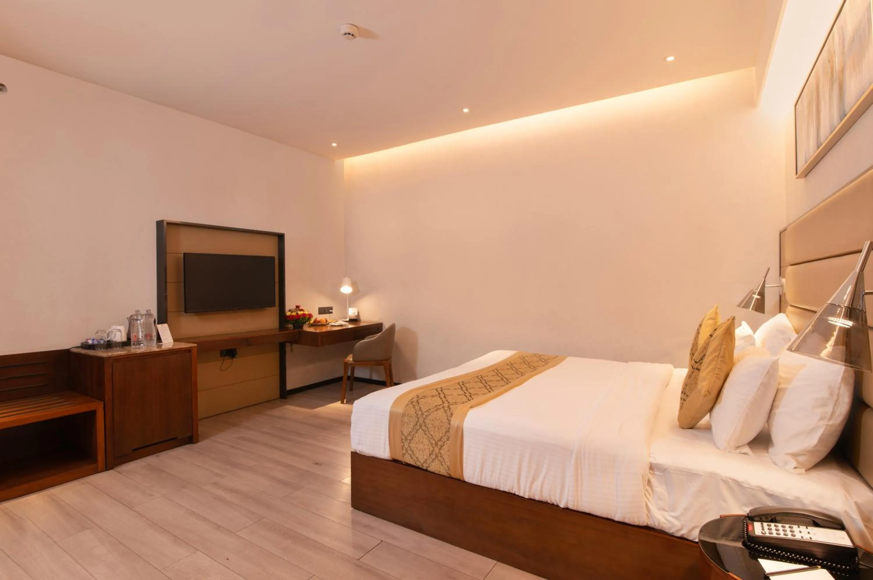 Bed in Enrise by Sayaji Nashik