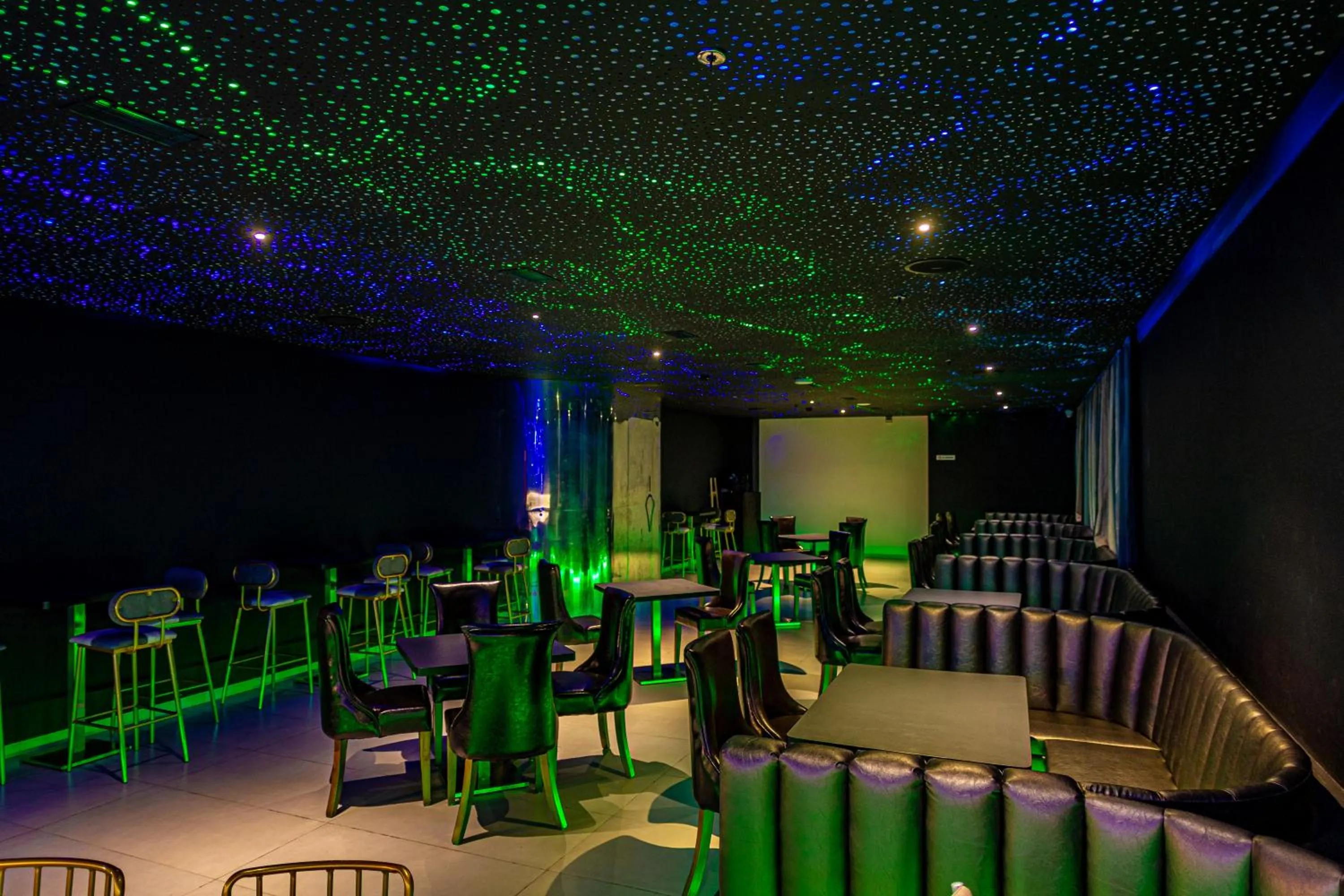 Lounge or bar in Enrise by Sayaji Nashik