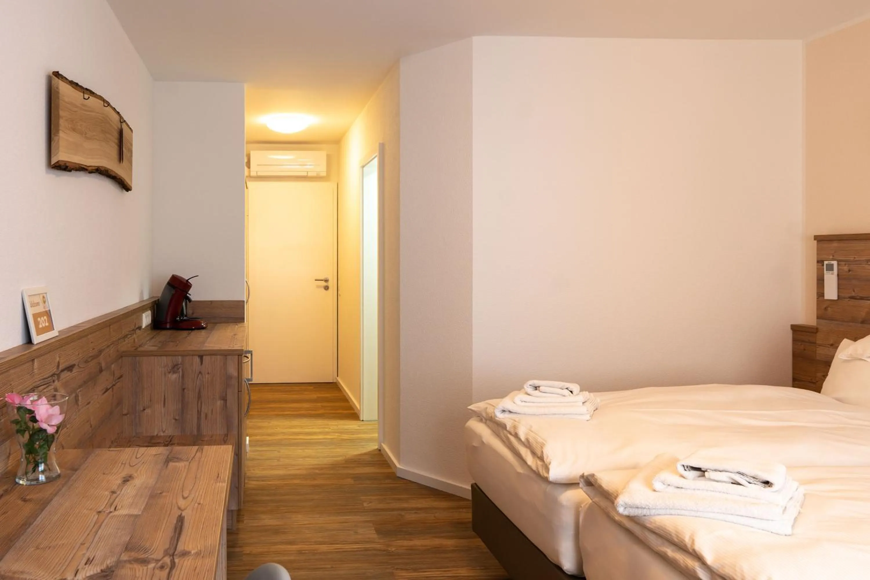 Bed in Hotel Post mit Klimaanlage