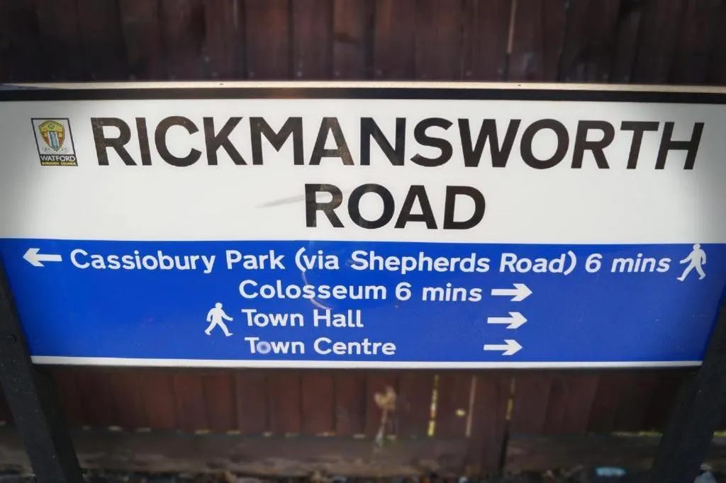 Property building in Ricky Road Guest House