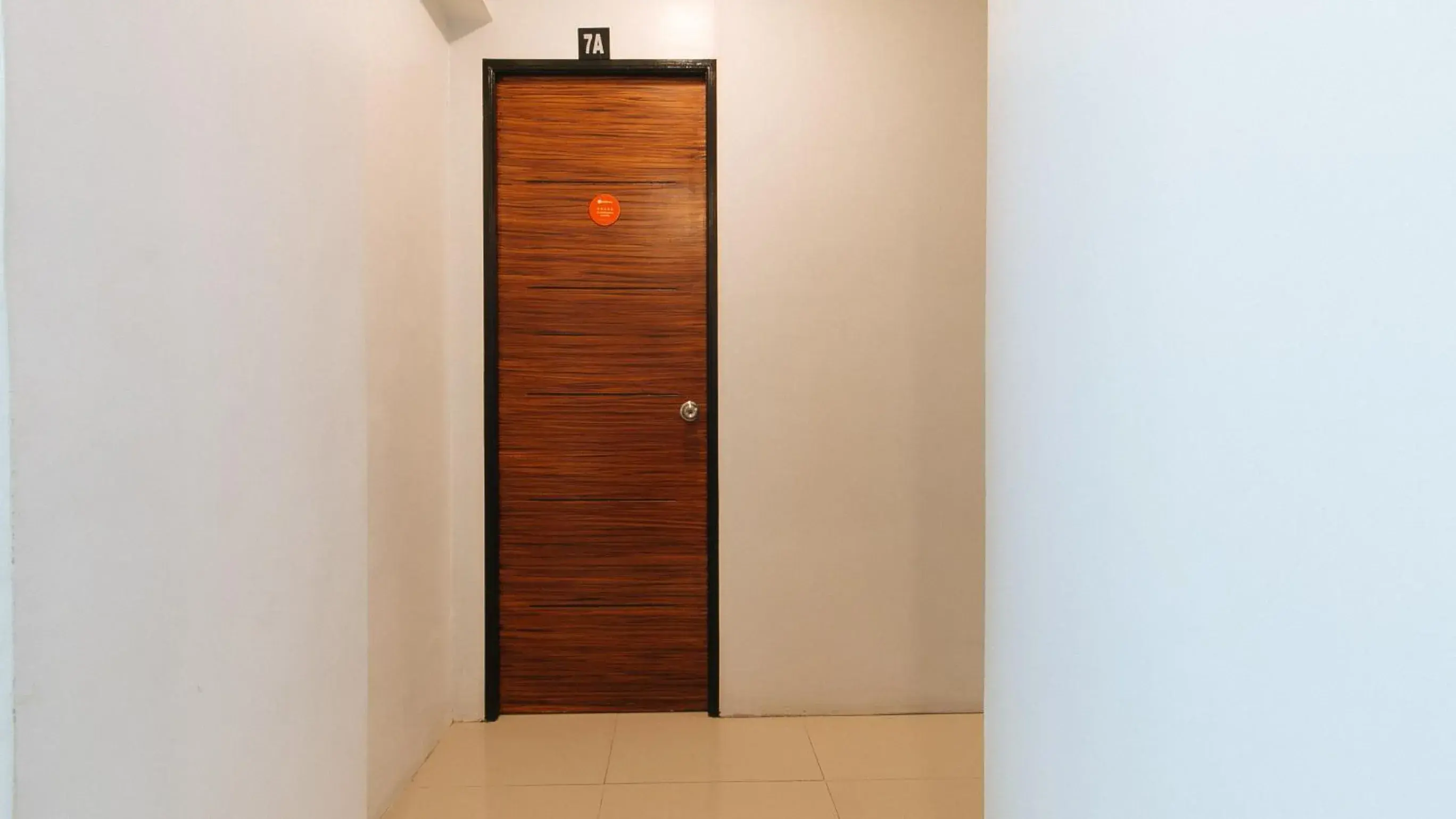 View (from property/room) in RedDoorz near Quiapo Church Manila View (from property/room) in RedDoorz near Quiapo Church Manila