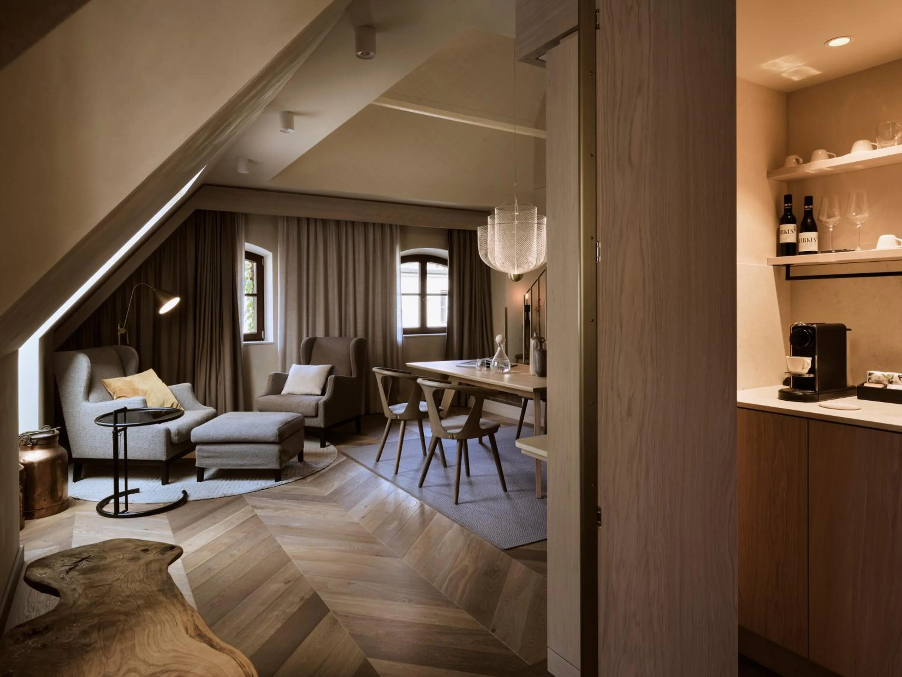 Living room, Bed in Platzl Hotel - Superior