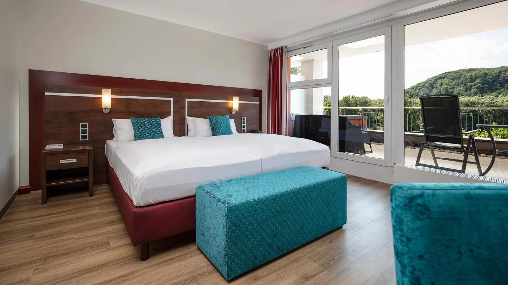 Balcony/Terrace, Bed in Ringhotel Zweibruecker Hof