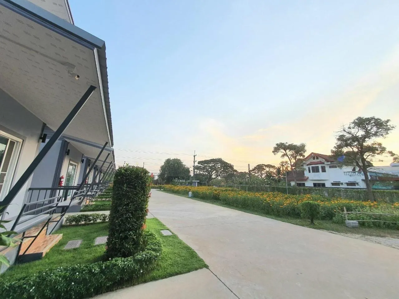 Maharak Resort