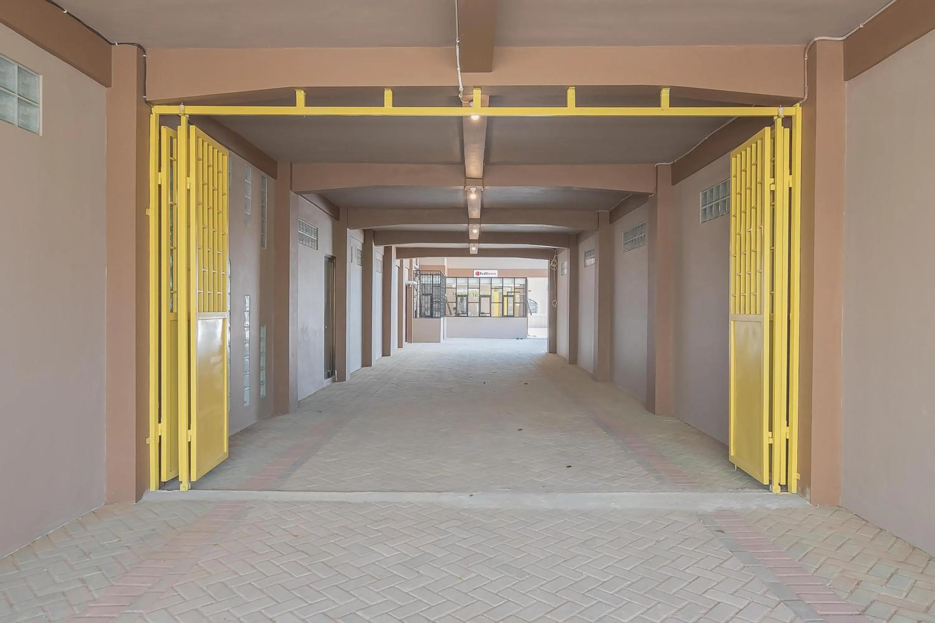 Facade/entrance in RedDoorz Plus near Taman Budaya Samarinda