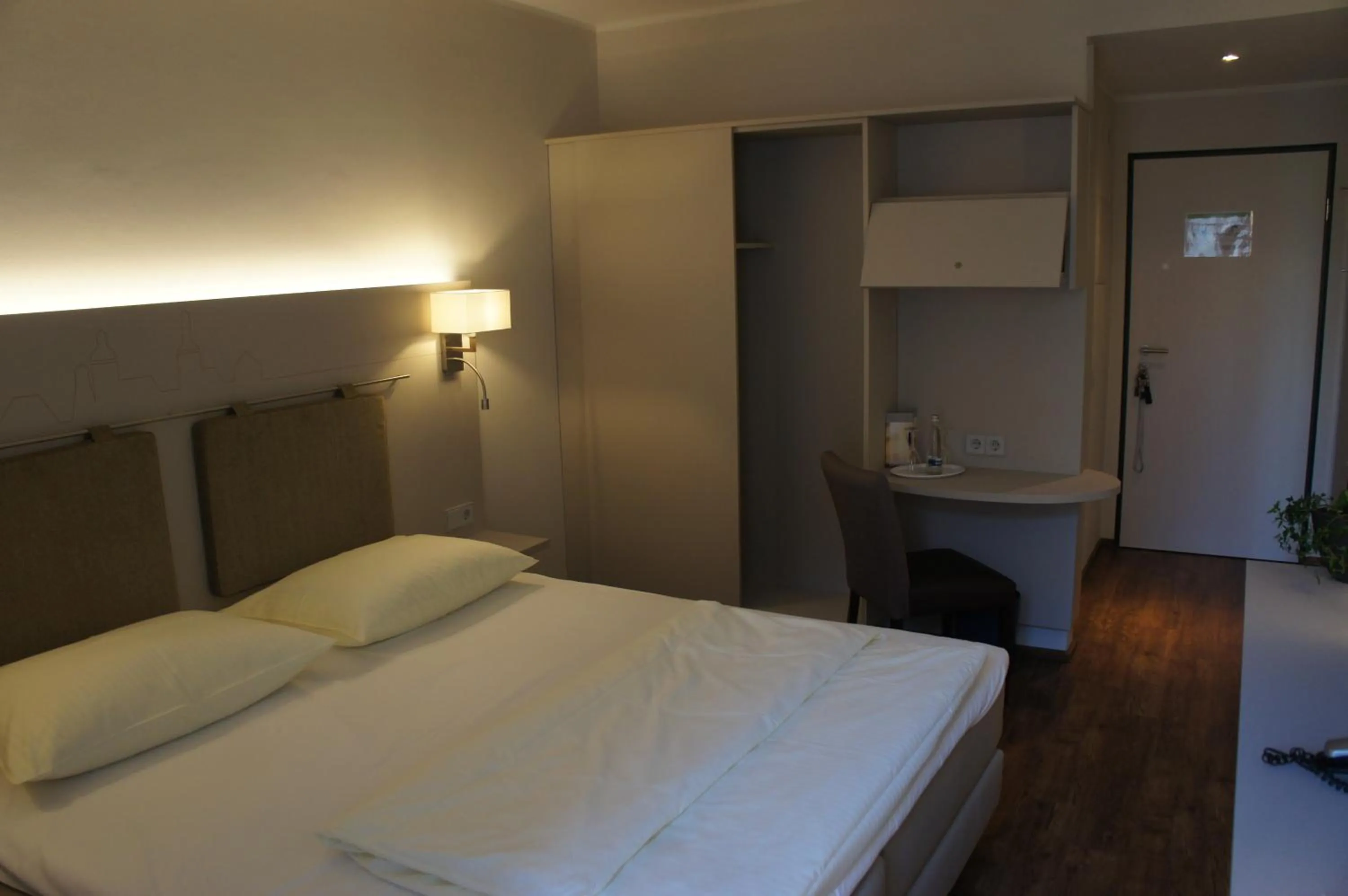 Photo of the whole room, Bed in Stadthotel Engel