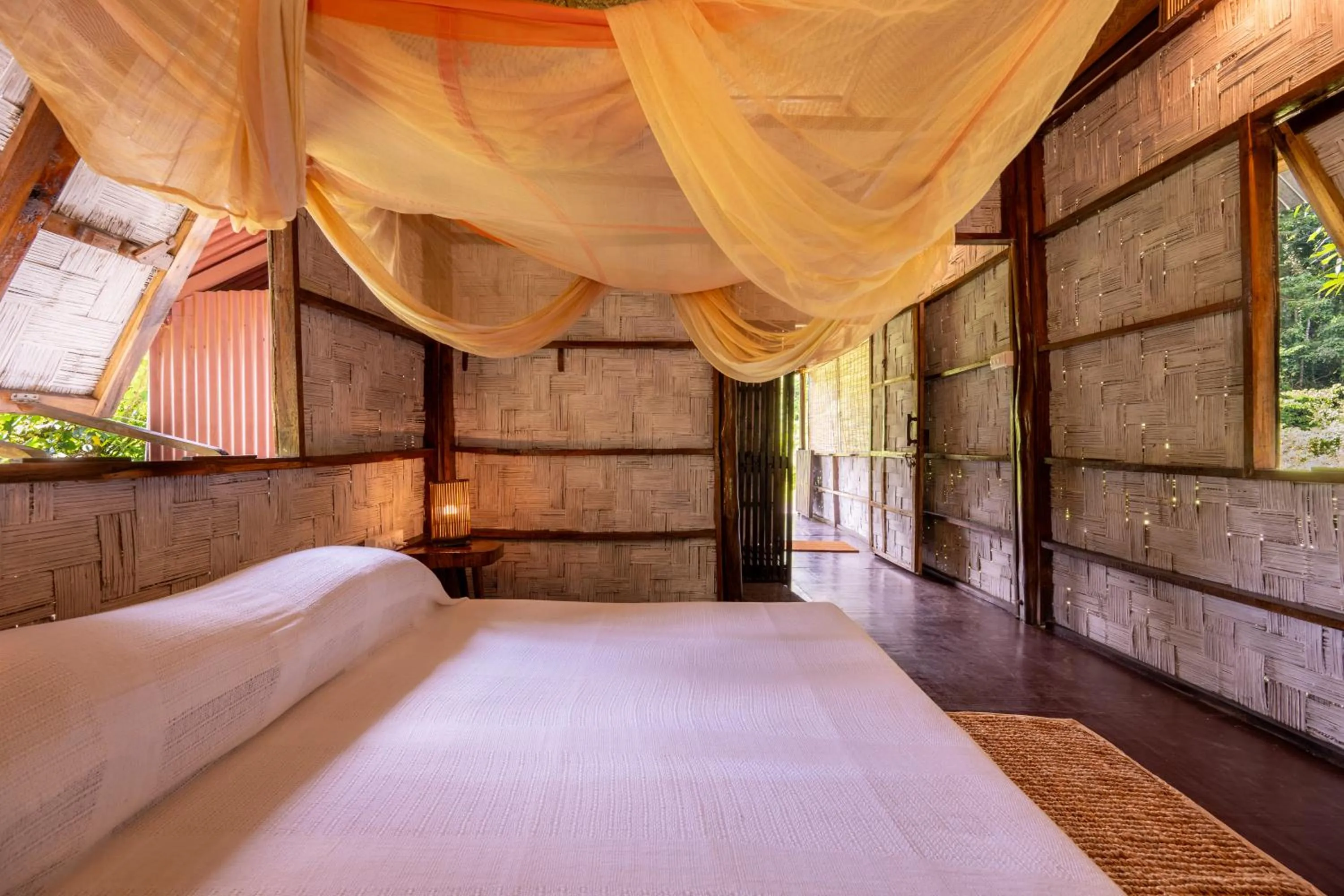 Bed in The Forest Elephant - Formerly known as the Flying Elephant