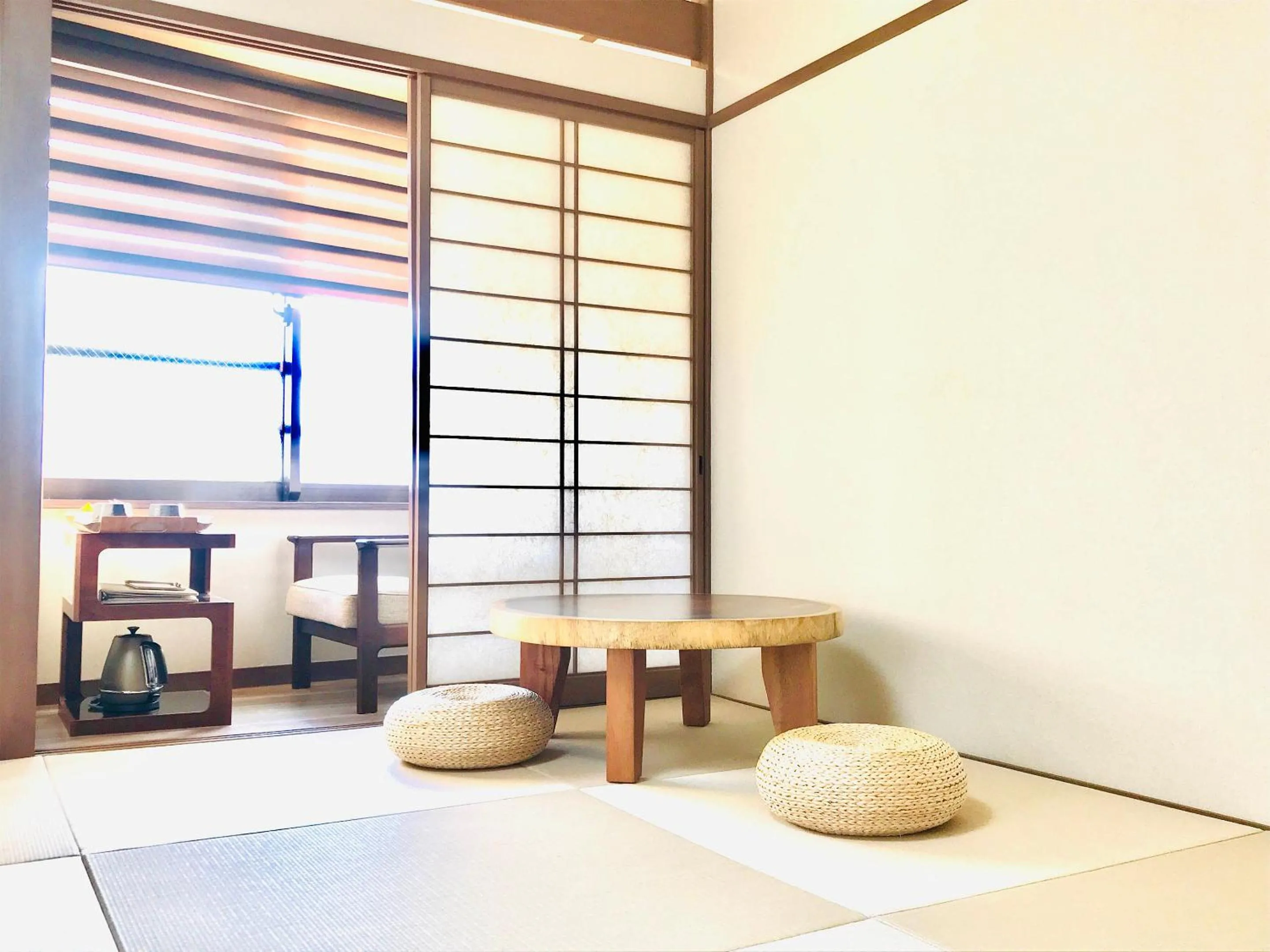 Photo of the whole room in Shirahama no Yado Daigo