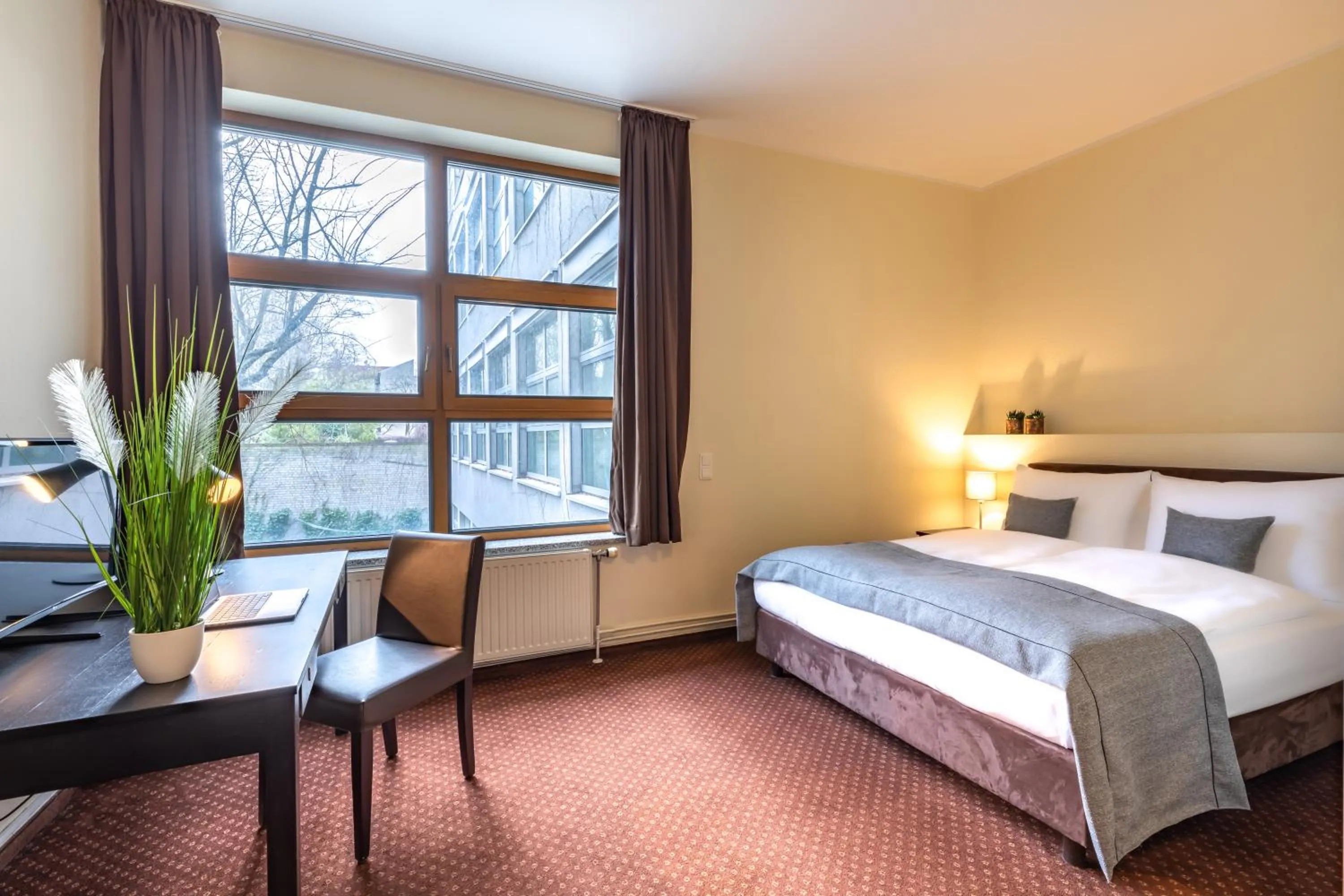 Bedroom, Bed in Novum Hotel City B Berlin Centrum