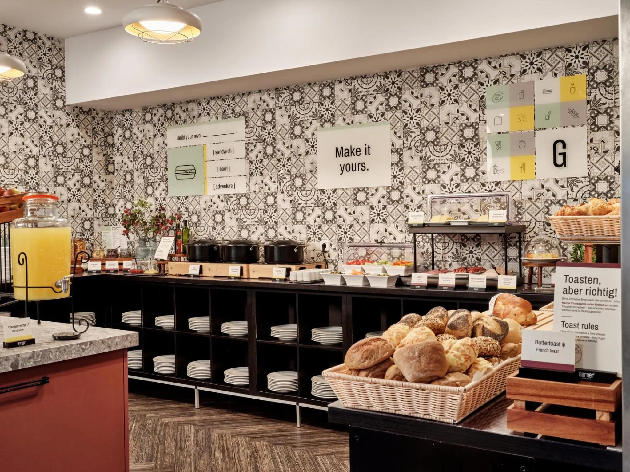 Breakfast in Garner Hotel Berlin - Schöneberg by IHG