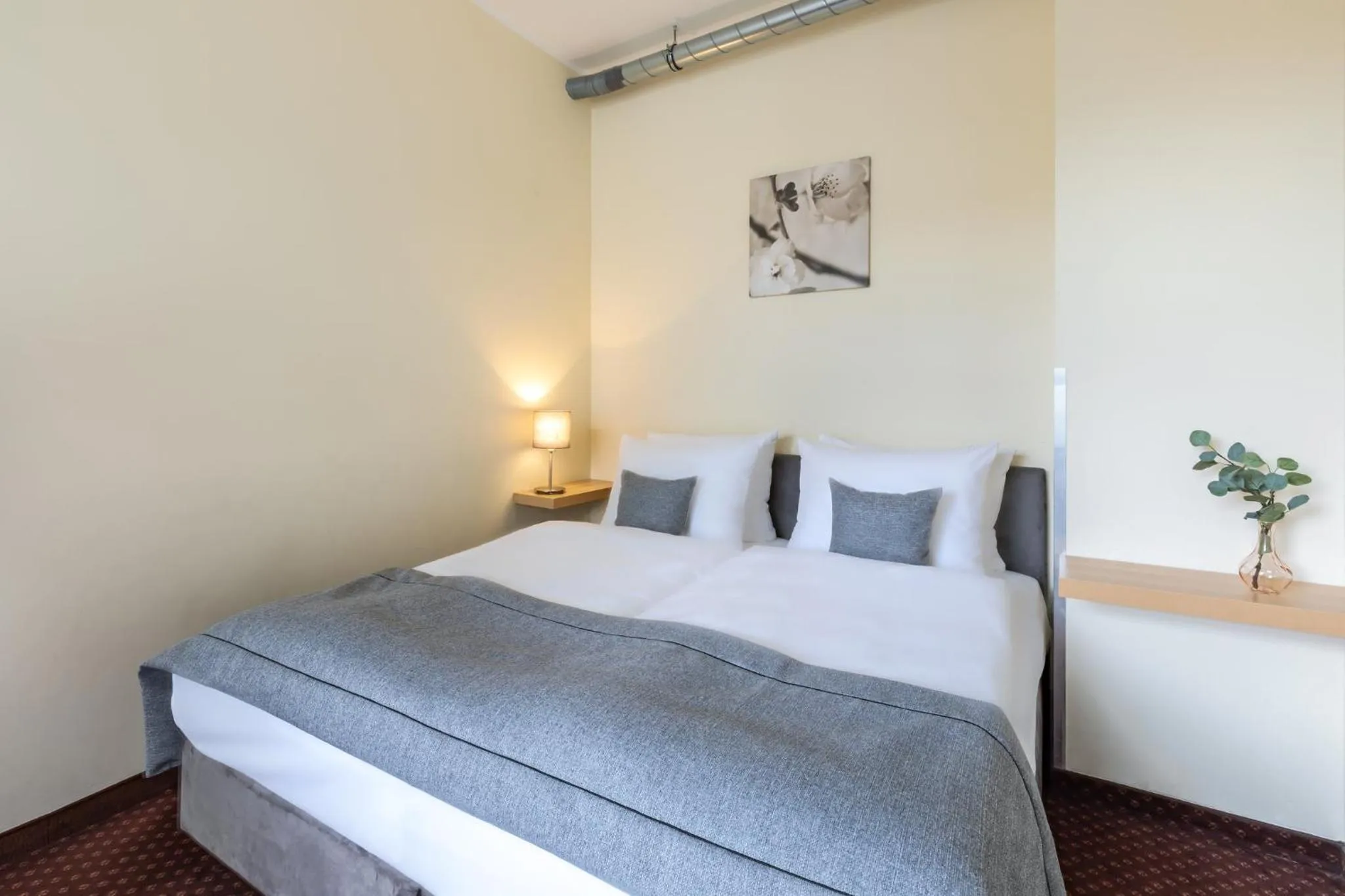 Photo of the whole room, Bed in Novum Hotel City B Berlin Centrum