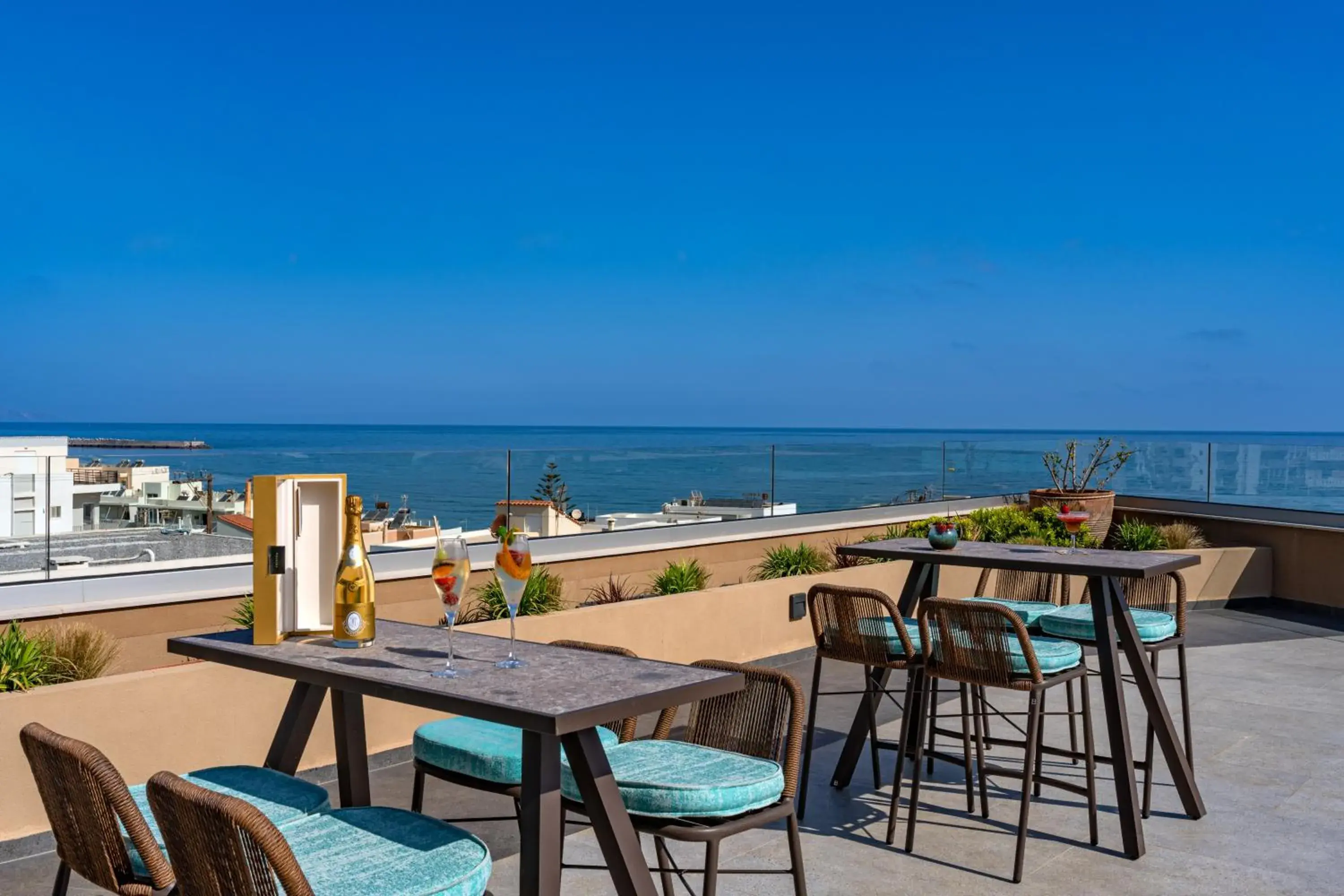 Restaurant/places to eat in Minos Ambassador Suites & Spa - Adults only Restaurant/places to eat in Minos Ambassador Suites & Spa - Adults only