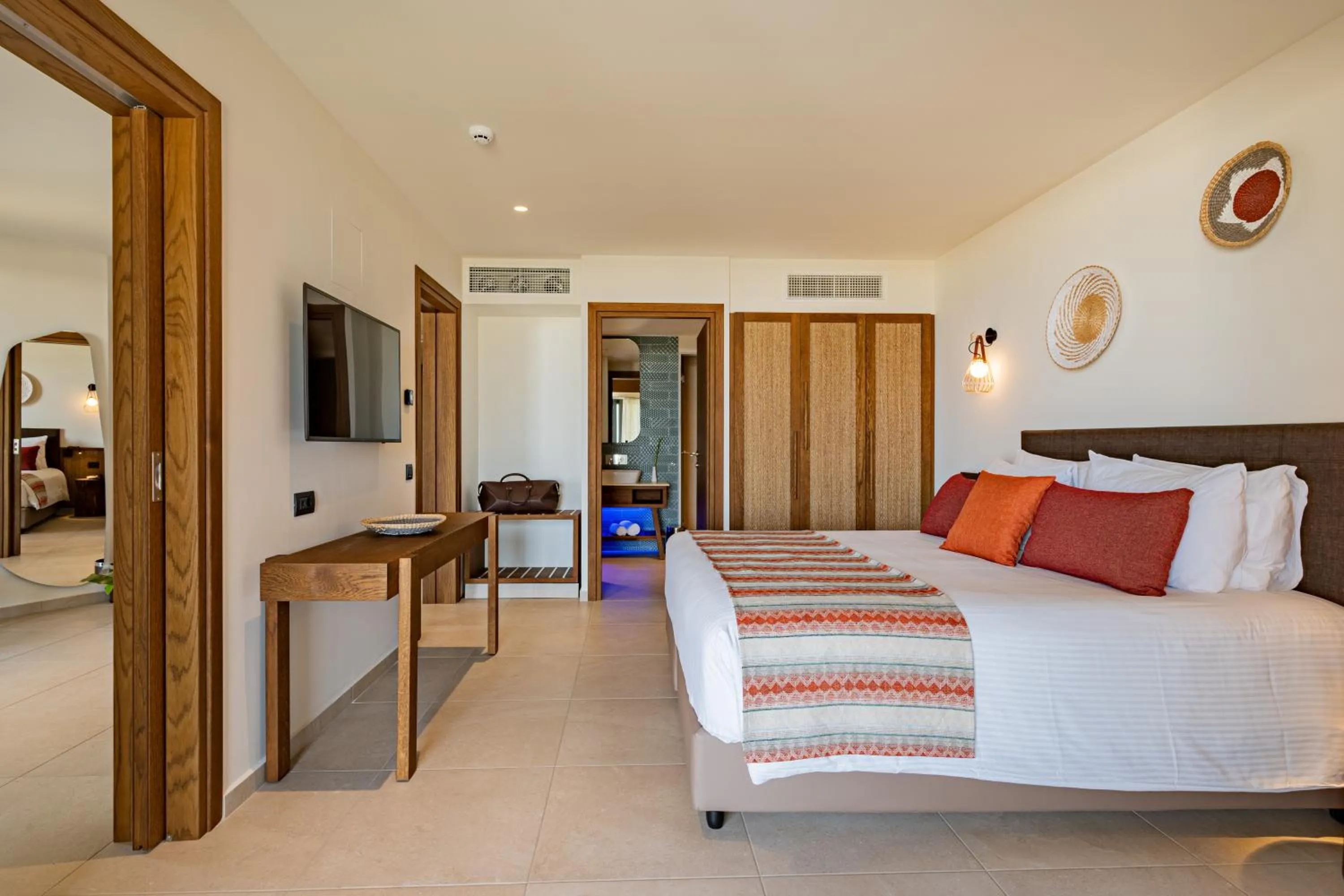 Bathroom, Bed in Minos Ambassador Suites & Spa - Adults only