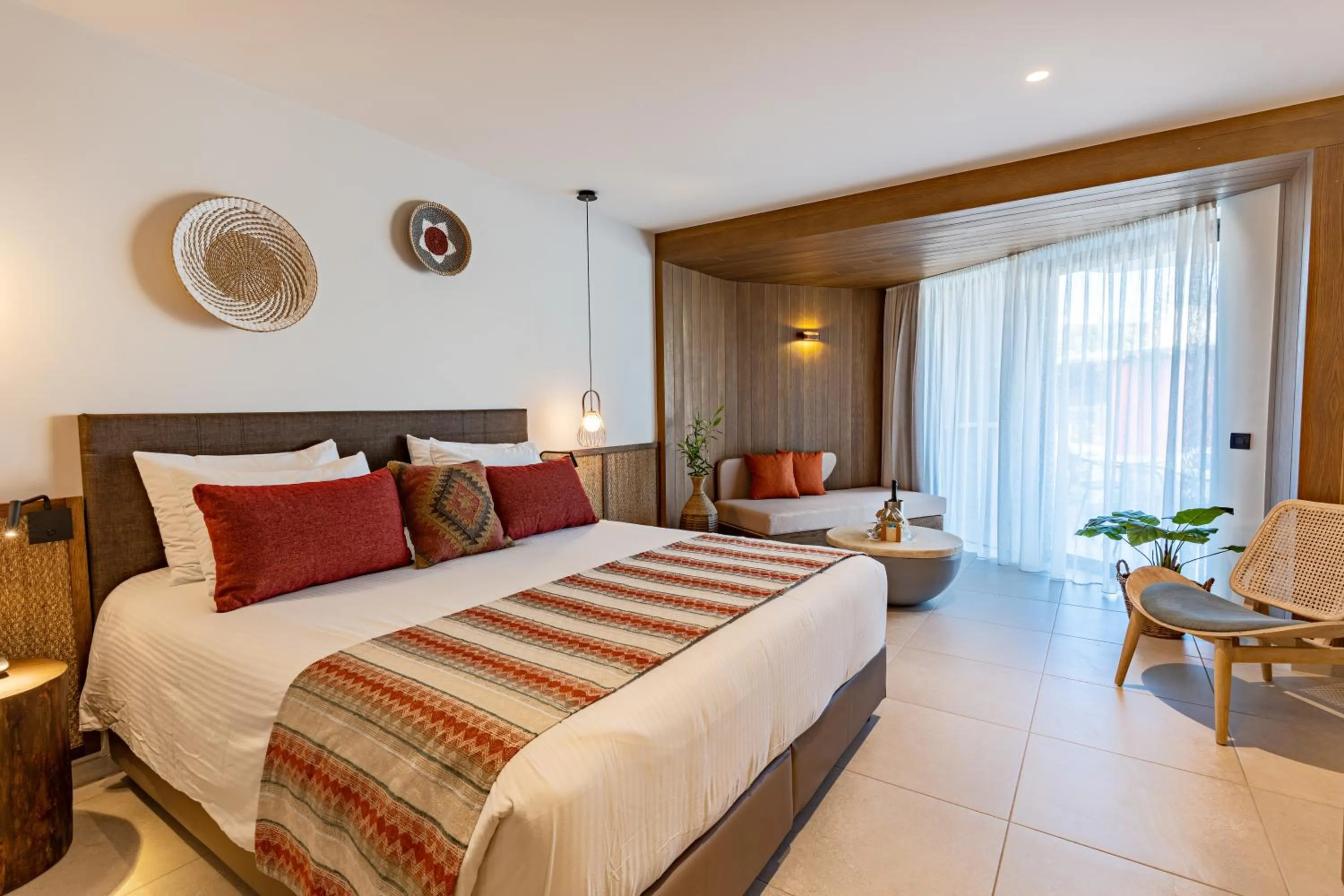Bedroom, Bed in Minos Ambassador Suites & Spa - Adults only