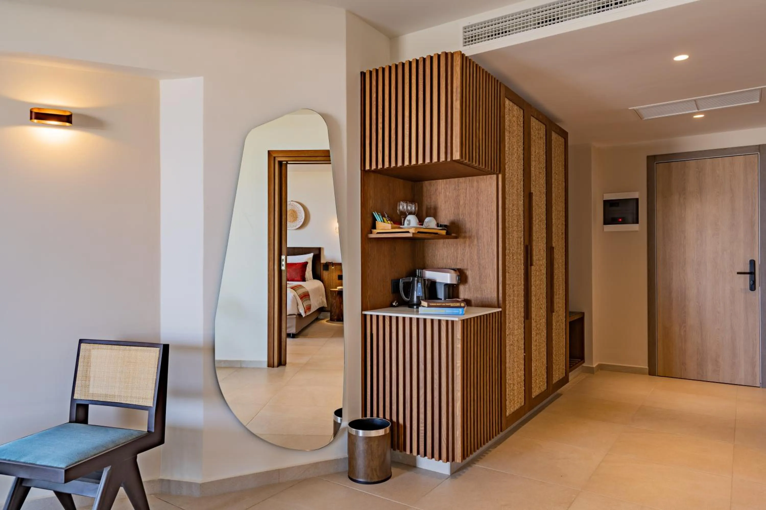 Coffee/tea facilities in Minos Ambassador Suites & Spa - Adults only