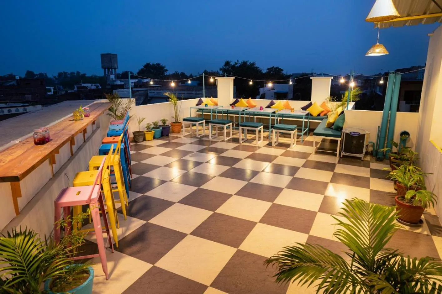 Seating area in goSTOPS Amritsar, Chatiwind Gate