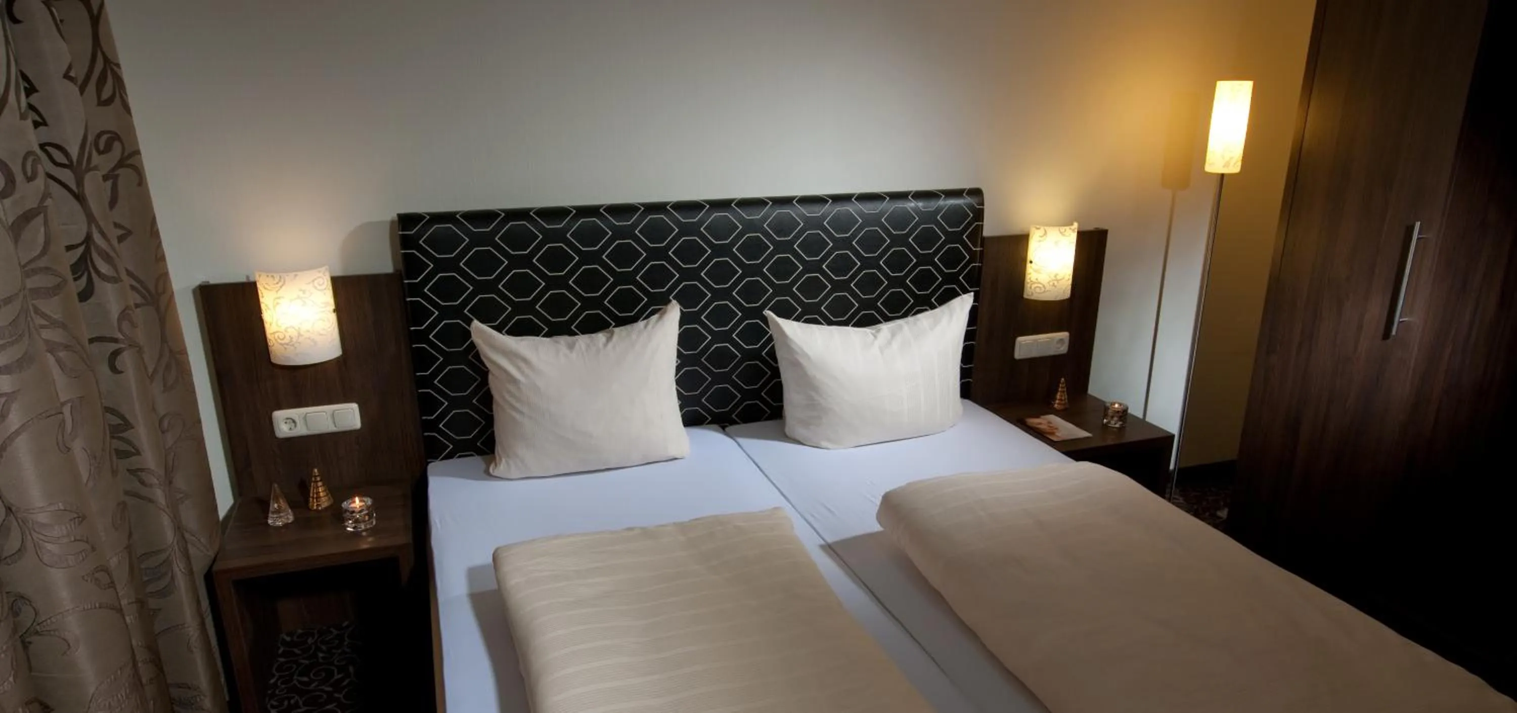 Bed in Hotel Restaurant Pollmanns