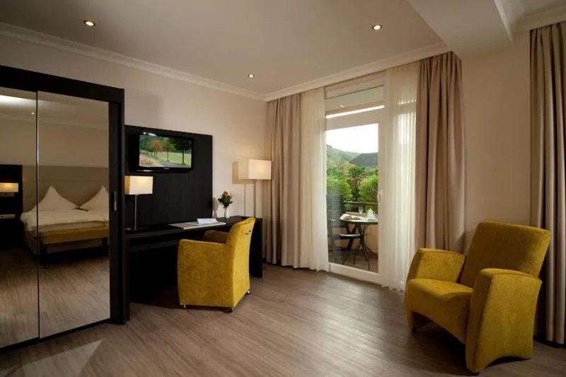 Photo of the whole room, Bed in Hotel Restaurant Pollmanns