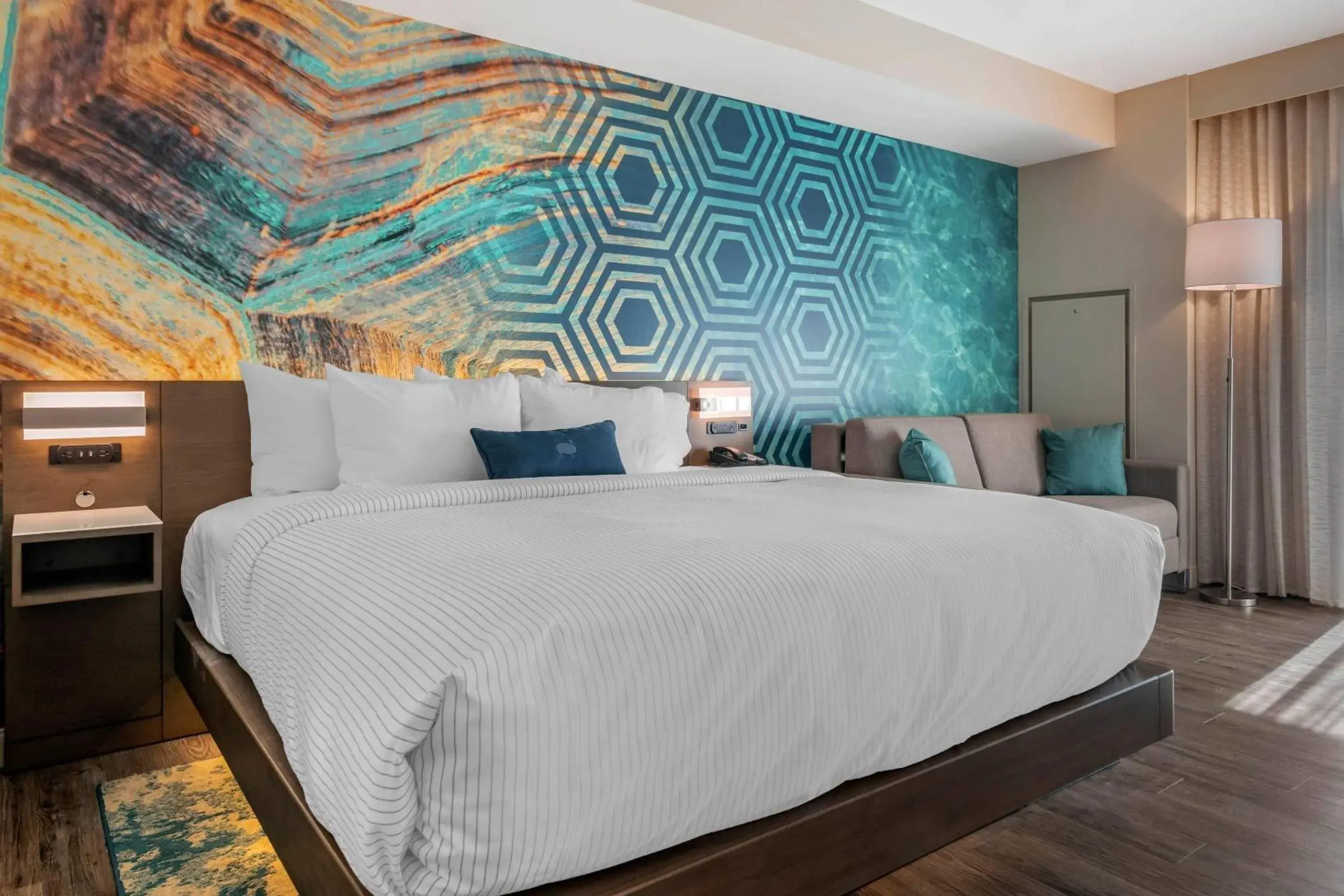 Bedroom, Bed in Cambria Hotel St Petersburg-Madeira Beach Marina Bedroom, Bed in Cambria Hotel St Petersburg-Madeira Beach Marina