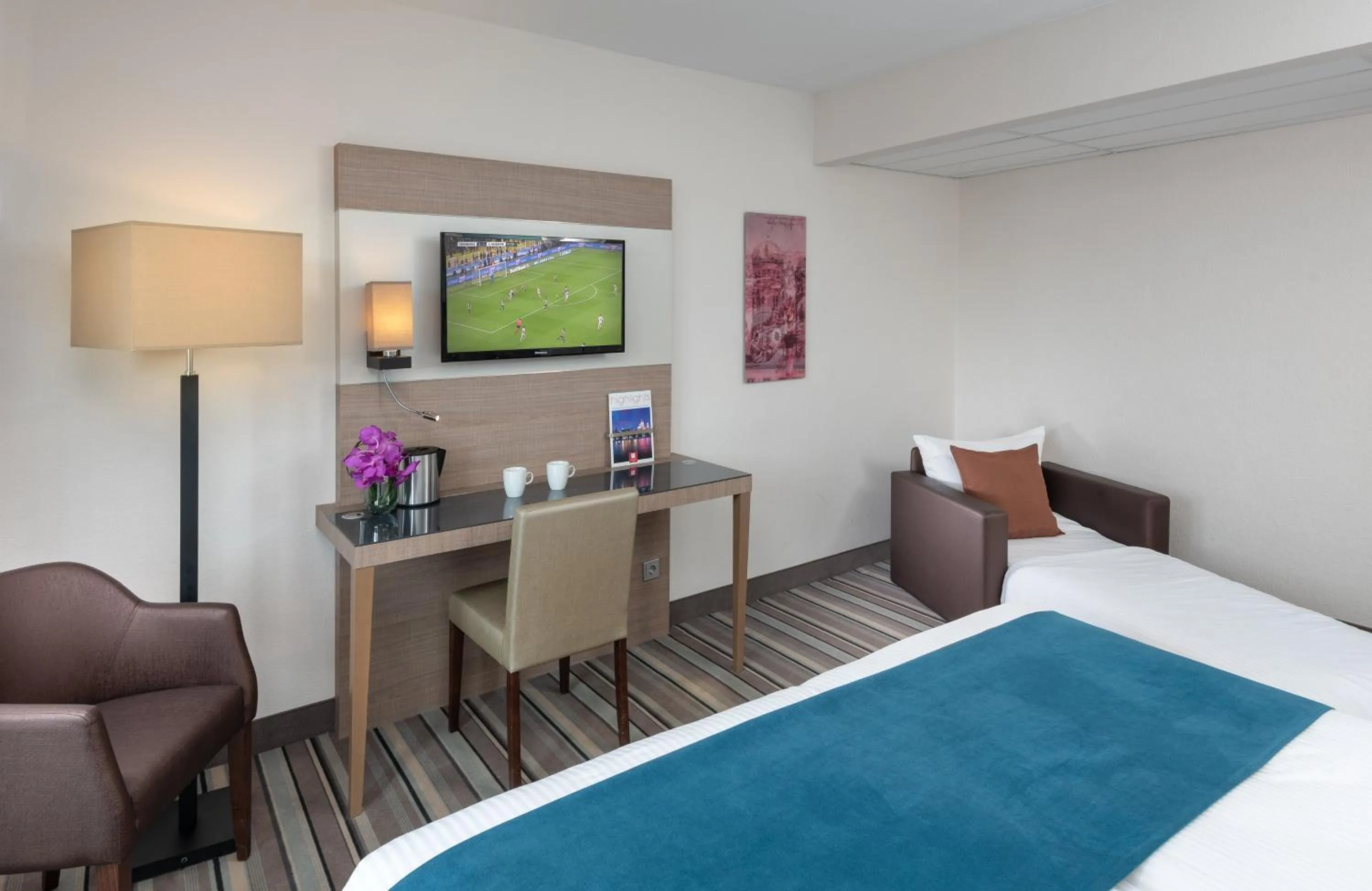 Photo of the whole room, Bed in Leonardo Hotel Munich City Olympiapark