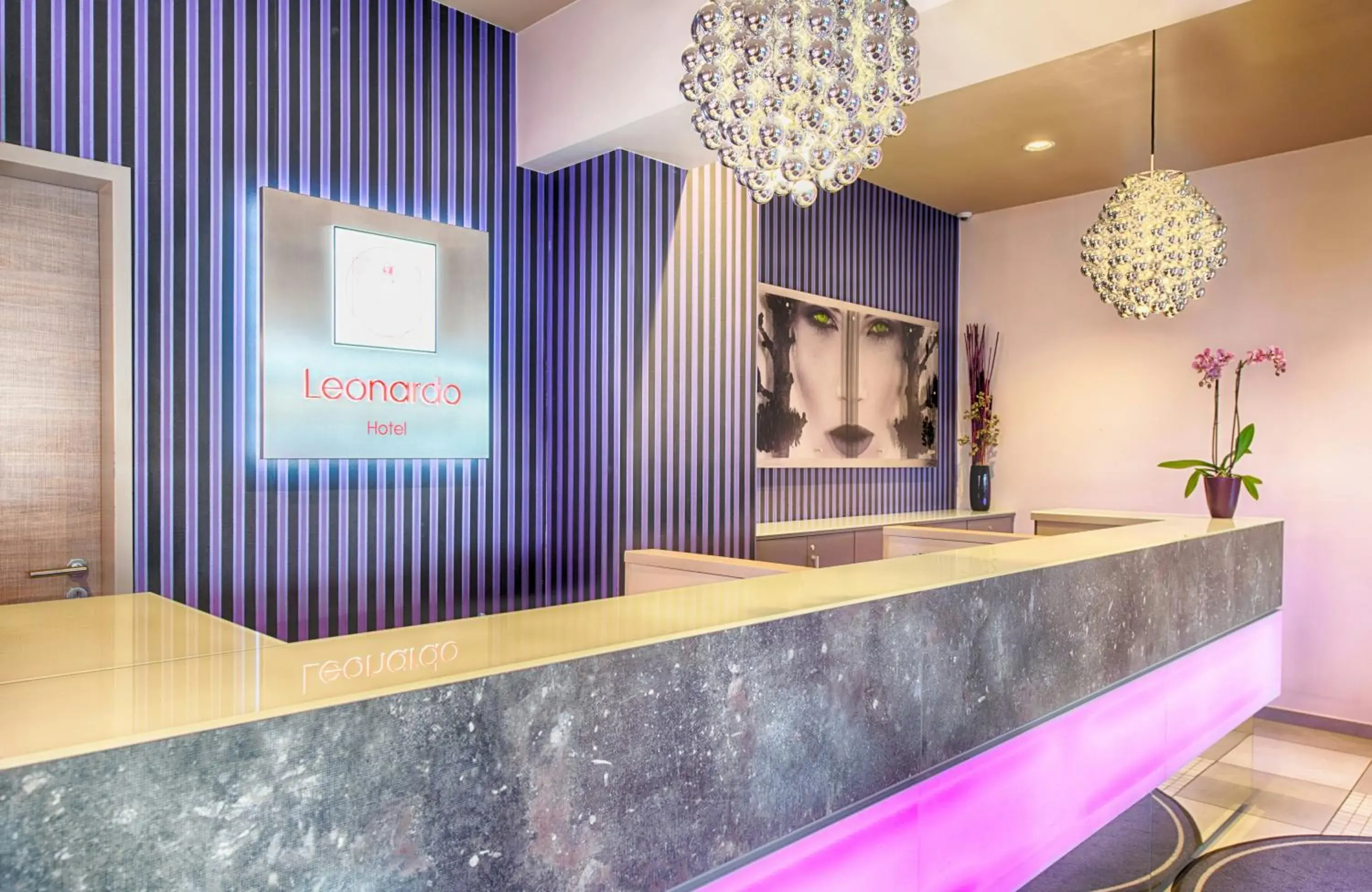 Lobby or reception in Leonardo Hotel Munich City Olympiapark Lobby or reception in Leonardo Hotel Munich City Olympiapark