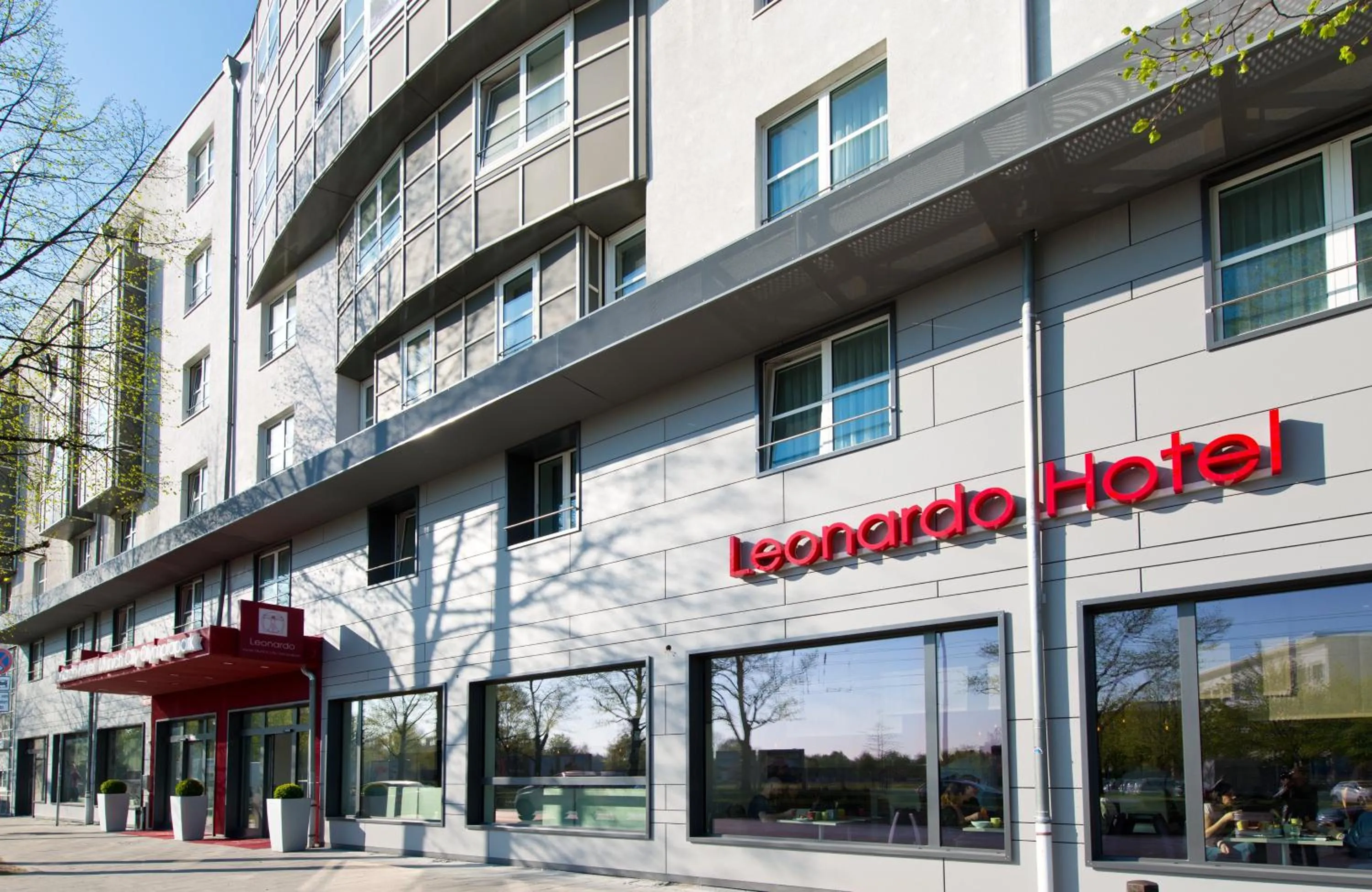 Property building in Leonardo Hotel Munich City Olympiapark