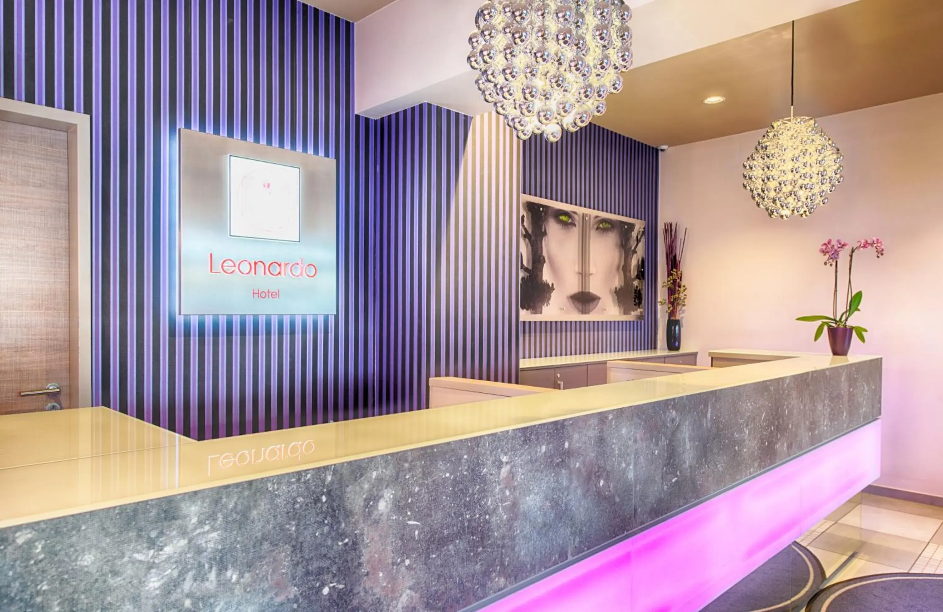 Lobby or reception in Leonardo Hotel Munich City Olympiapark Lobby or reception in Leonardo Hotel Munich City Olympiapark