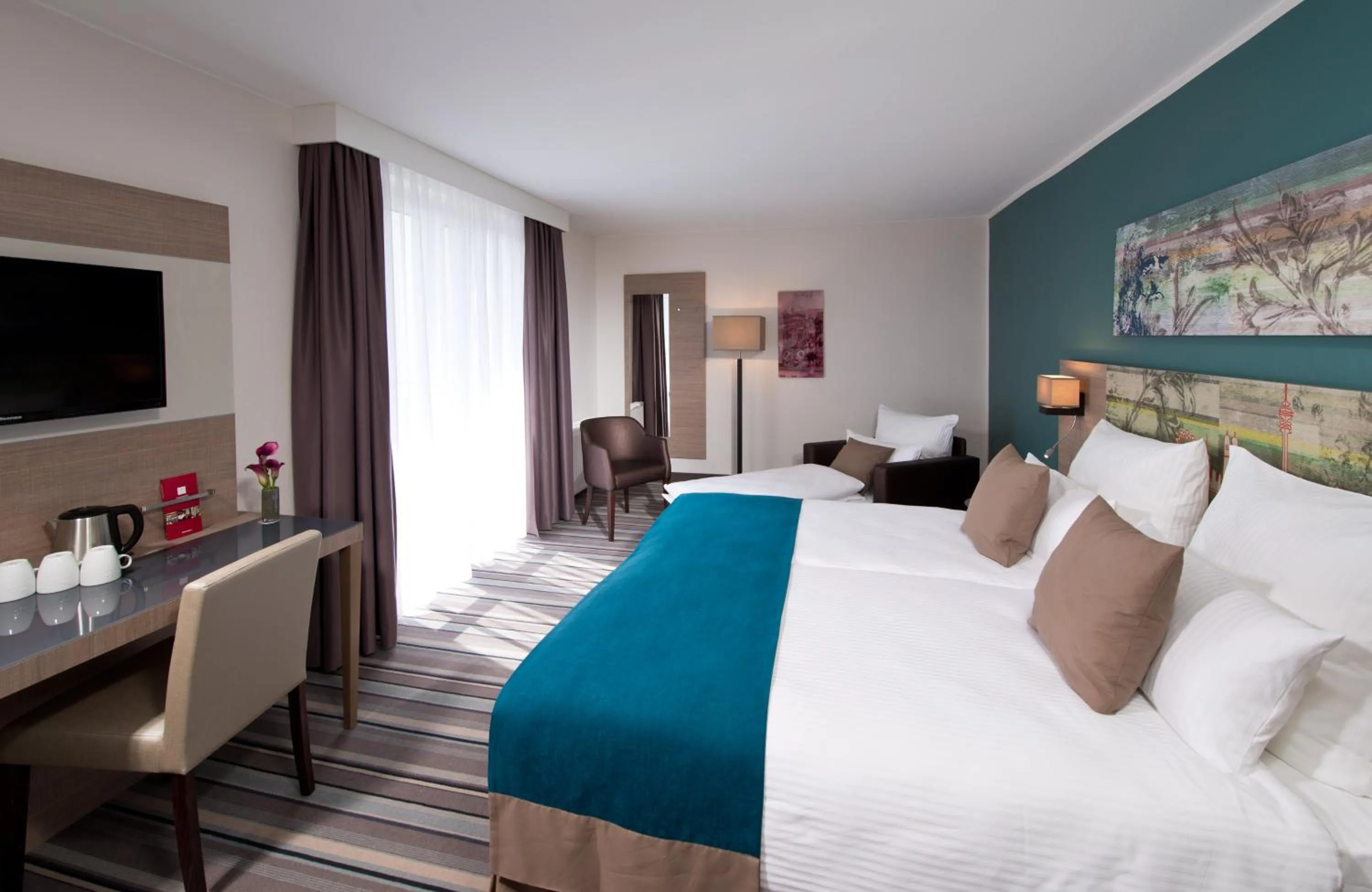 Bedroom, Bed in Leonardo Hotel Munich City Olympiapark