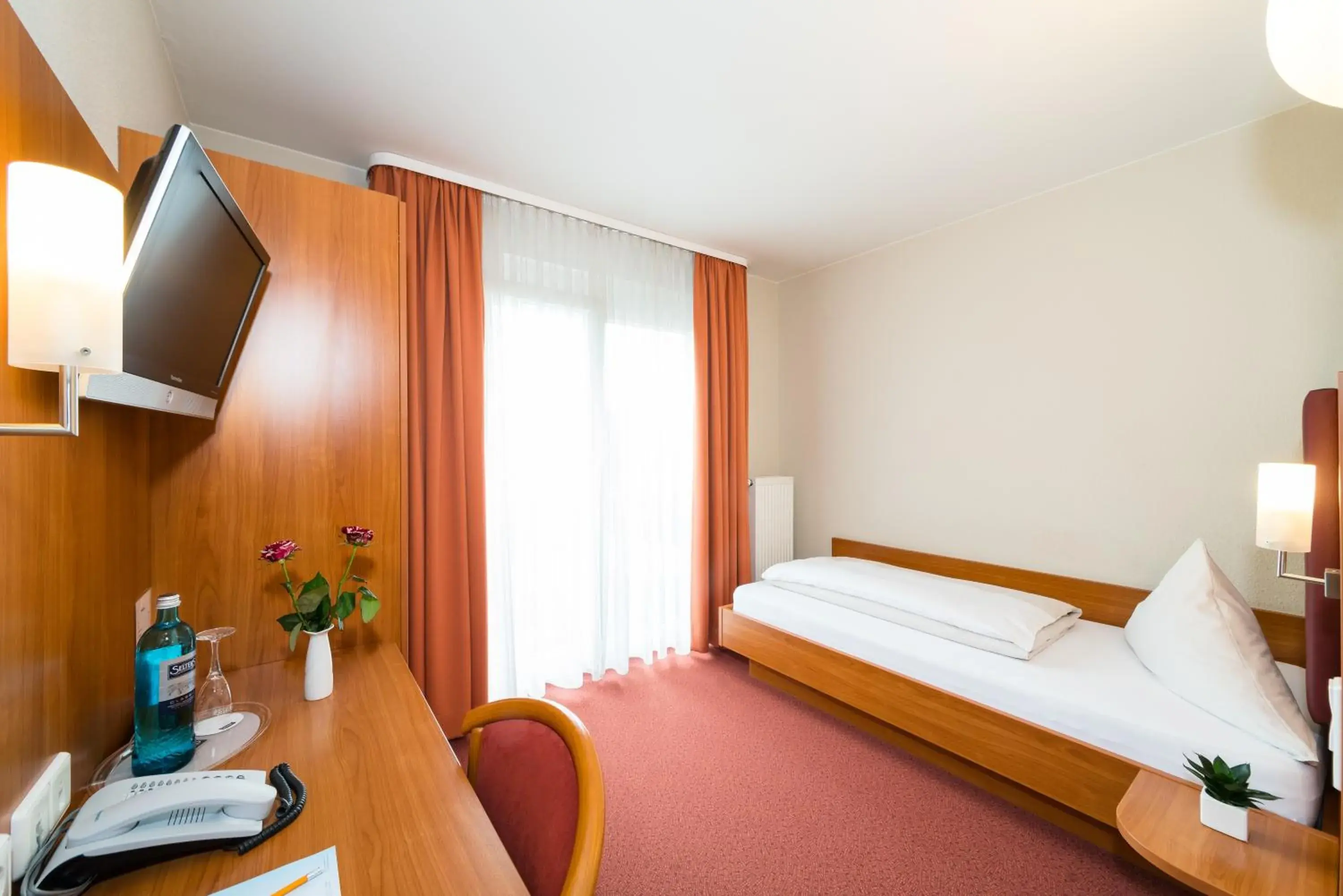 Business Single Room - single occupancy in Hotel Restaurant Vater Rhein Business Single Room - single occupancy in Hotel Restaurant Vater Rhein