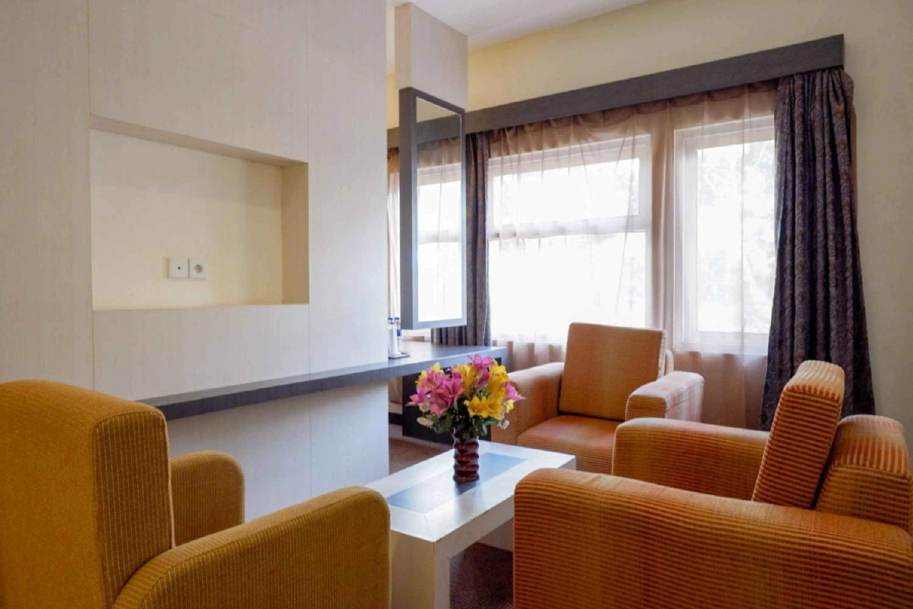 Seating area in RedDoorz Plus near Hotel Benua Kendari