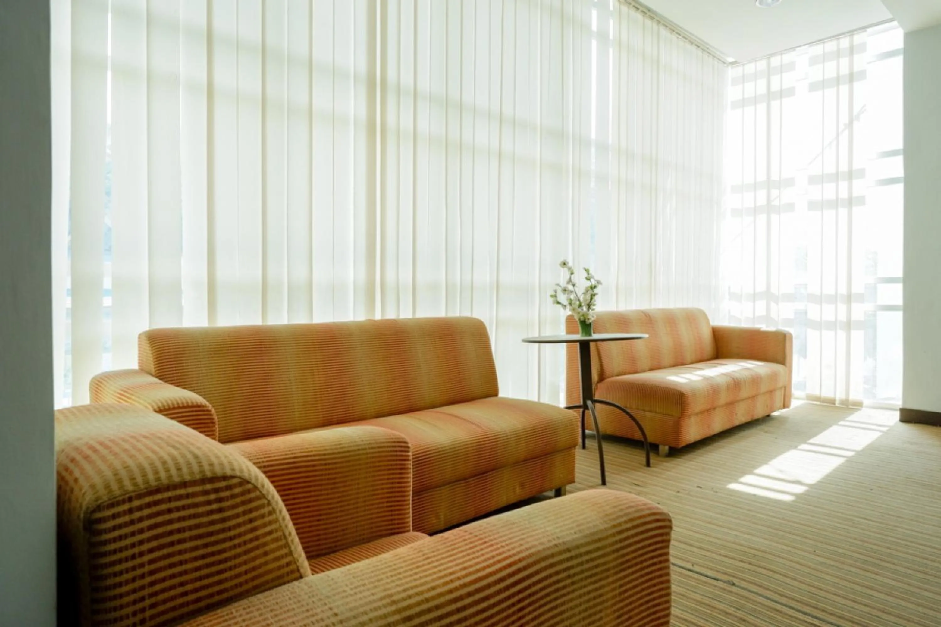 Seating area in RedDoorz Plus near Hotel Benua Kendari