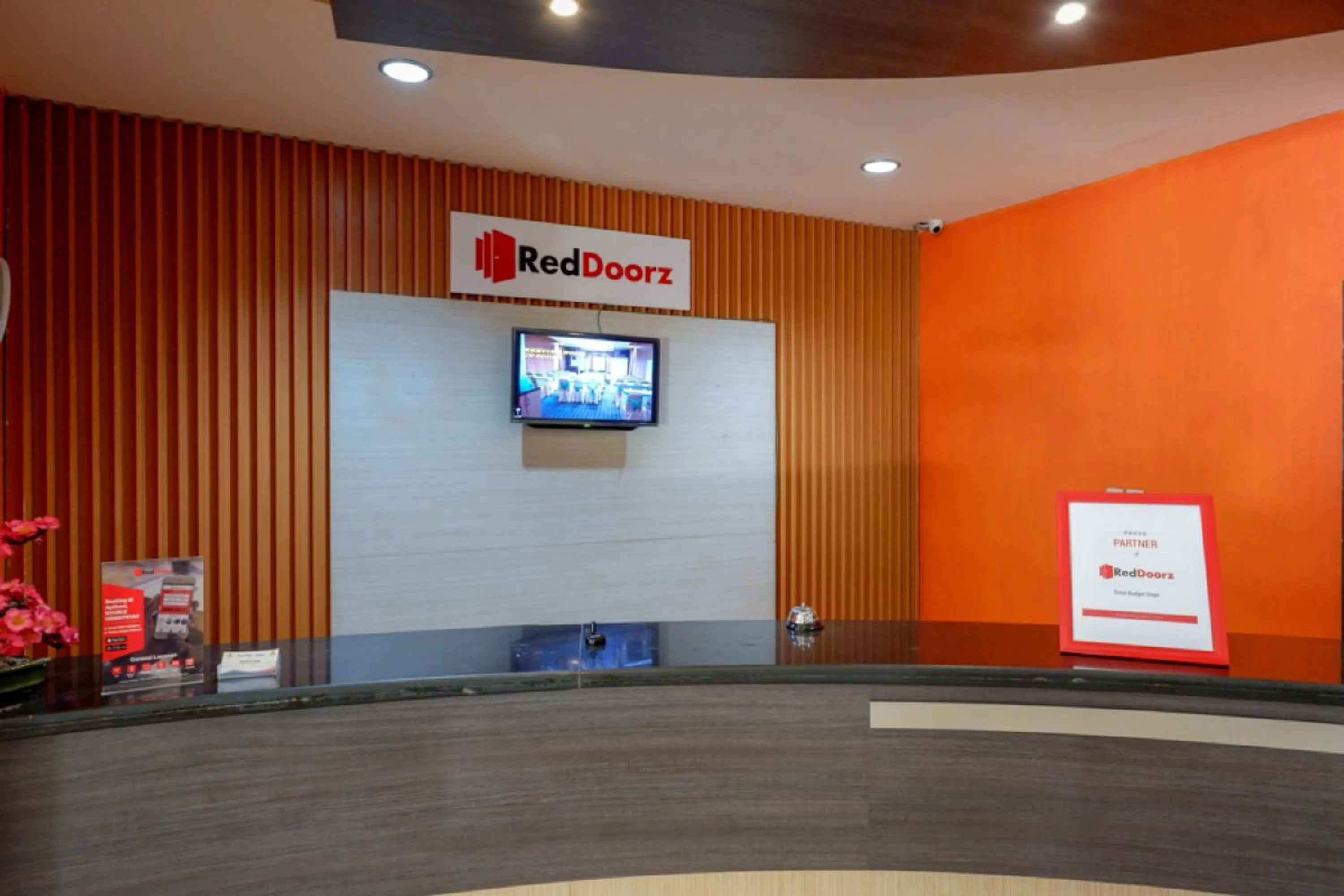 Lobby or reception in RedDoorz Plus near Hotel Benua Kendari