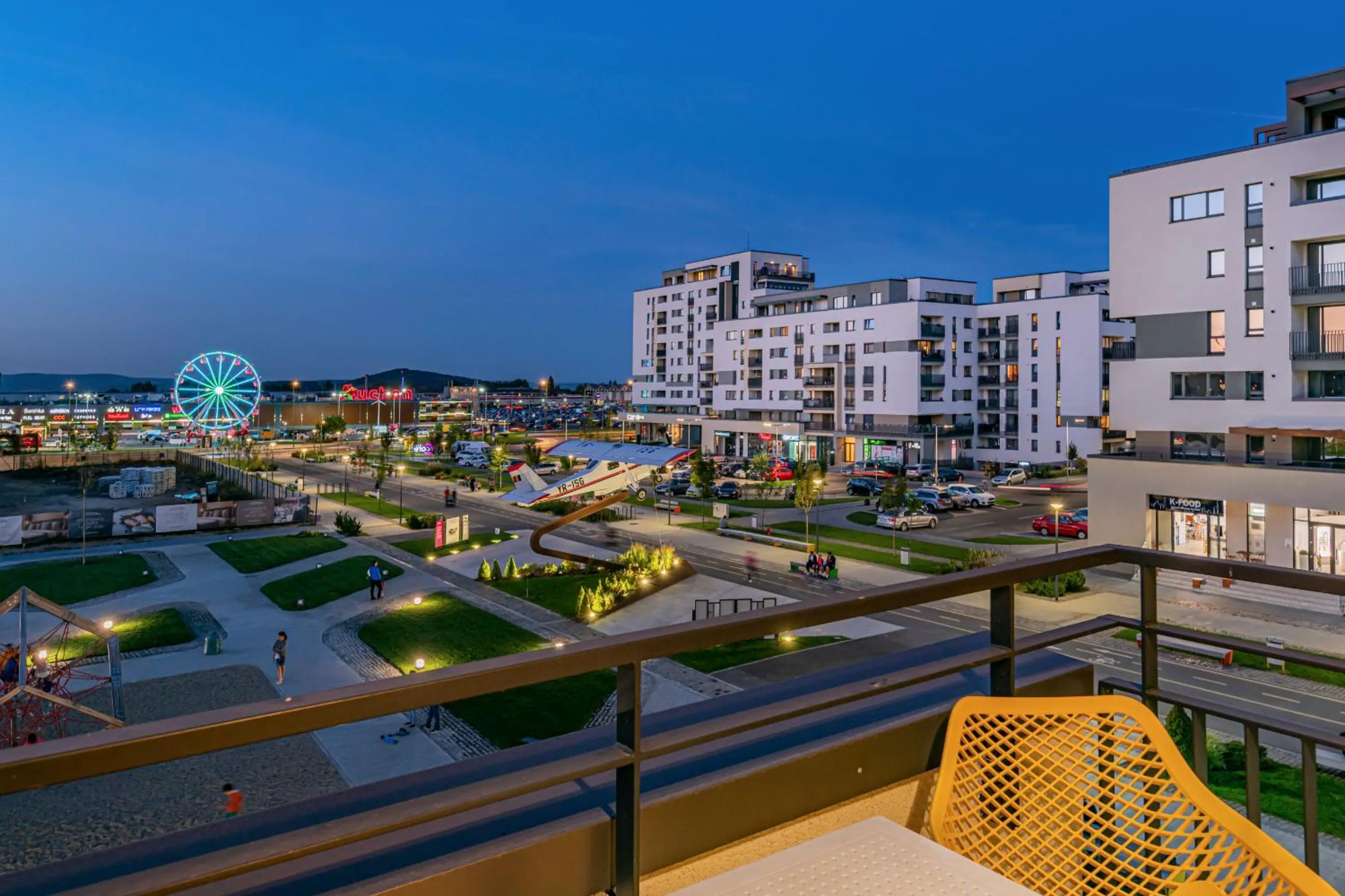 City view in Promenada Studios