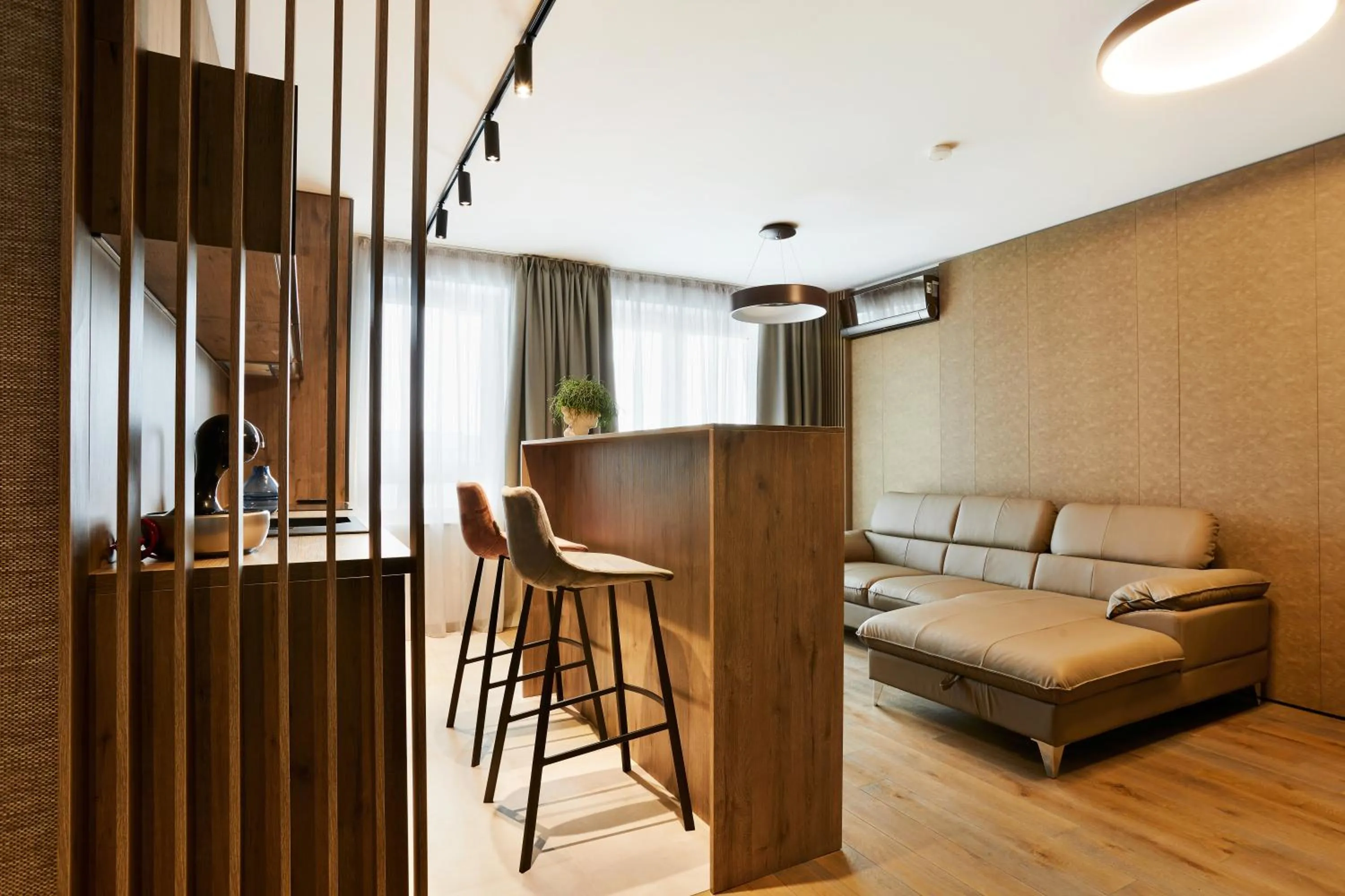 Living room in Promenada Studios