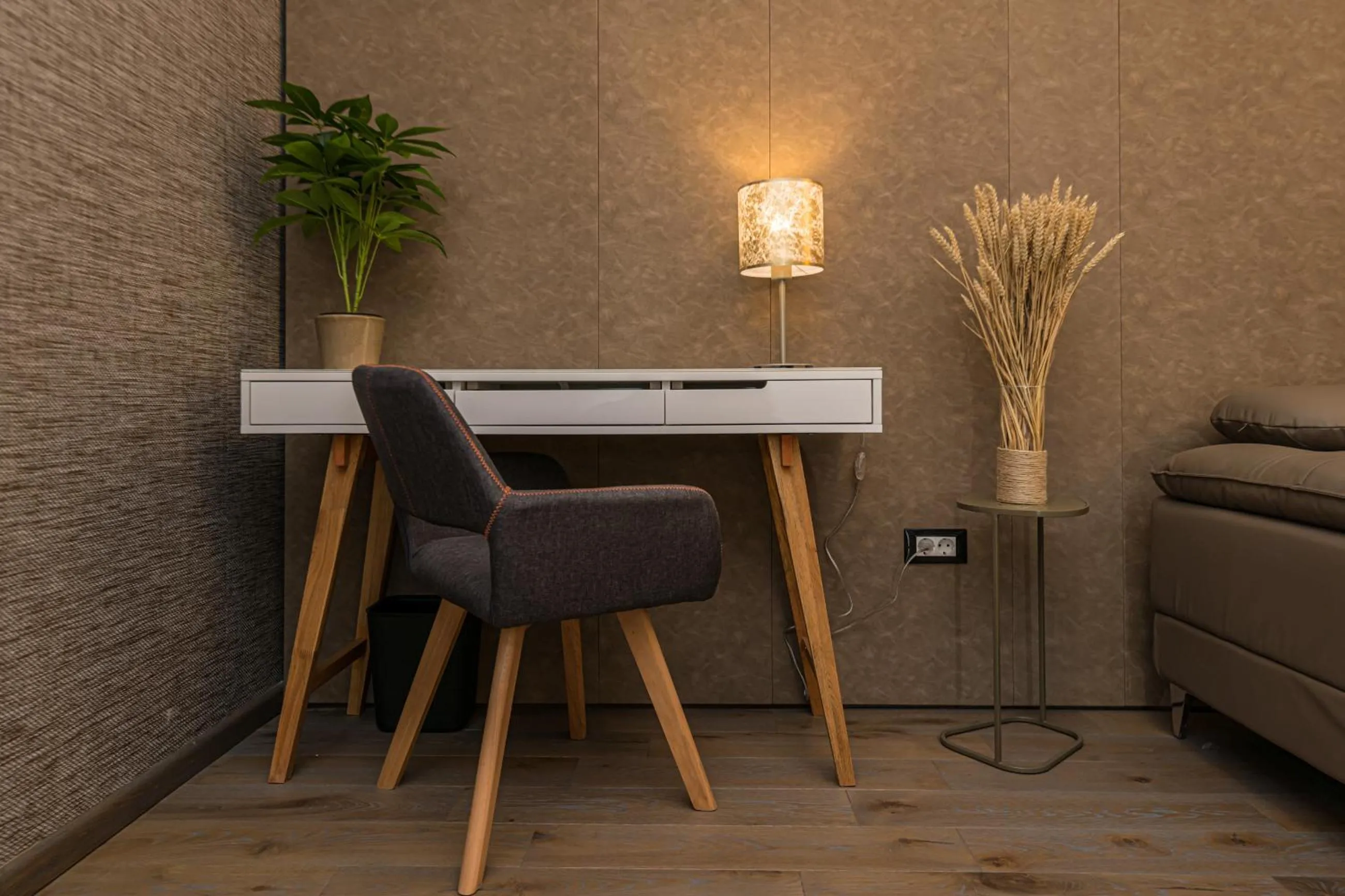 Living room in Promenada Studios