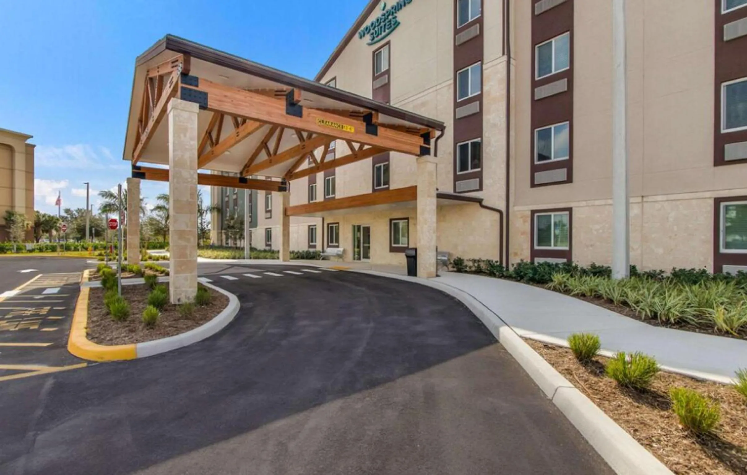 Facade/entrance in WoodSpring Suites Allentown