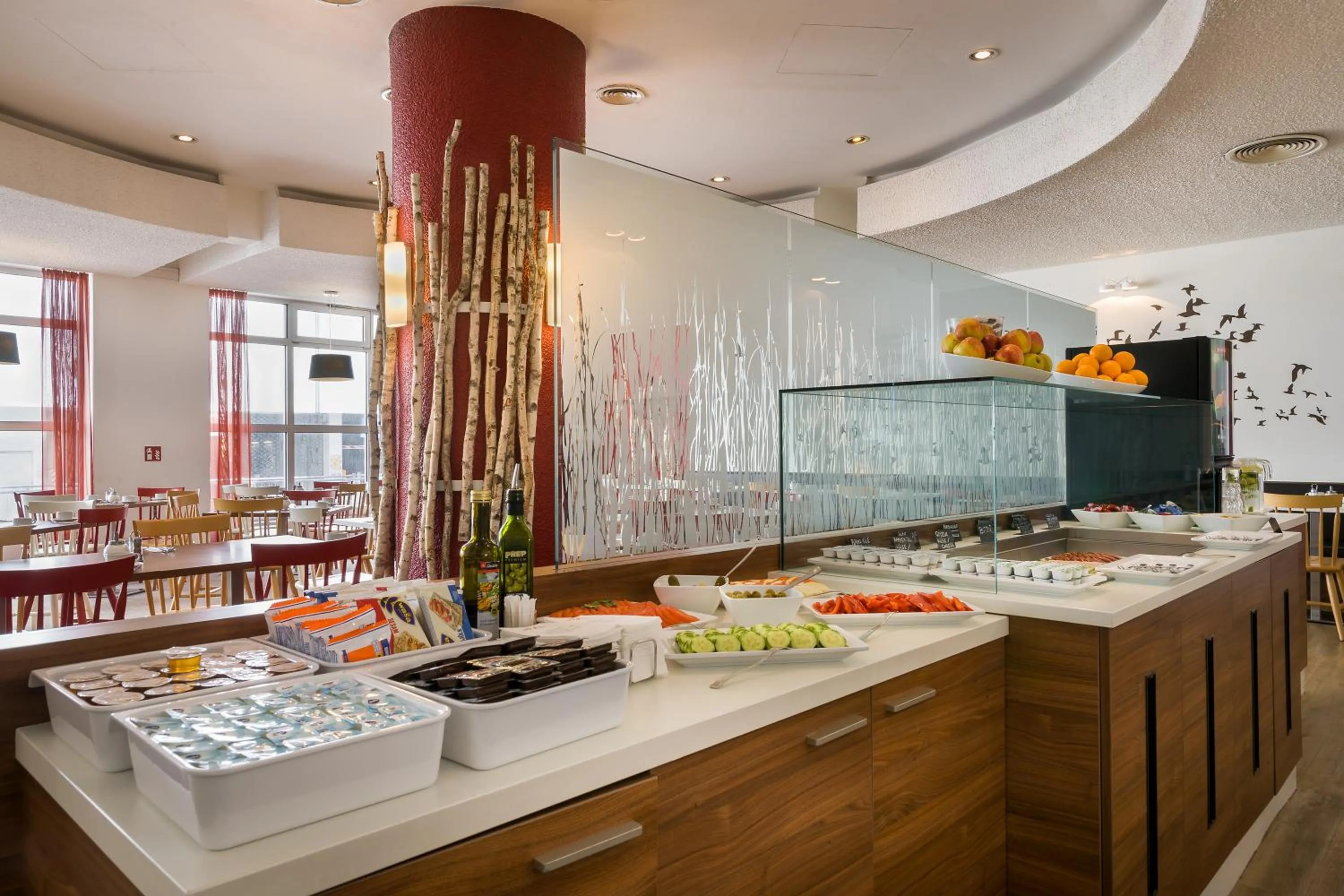 Buffet breakfast in Sure Hotel by Best Western Muenchen Hauptbahnhof