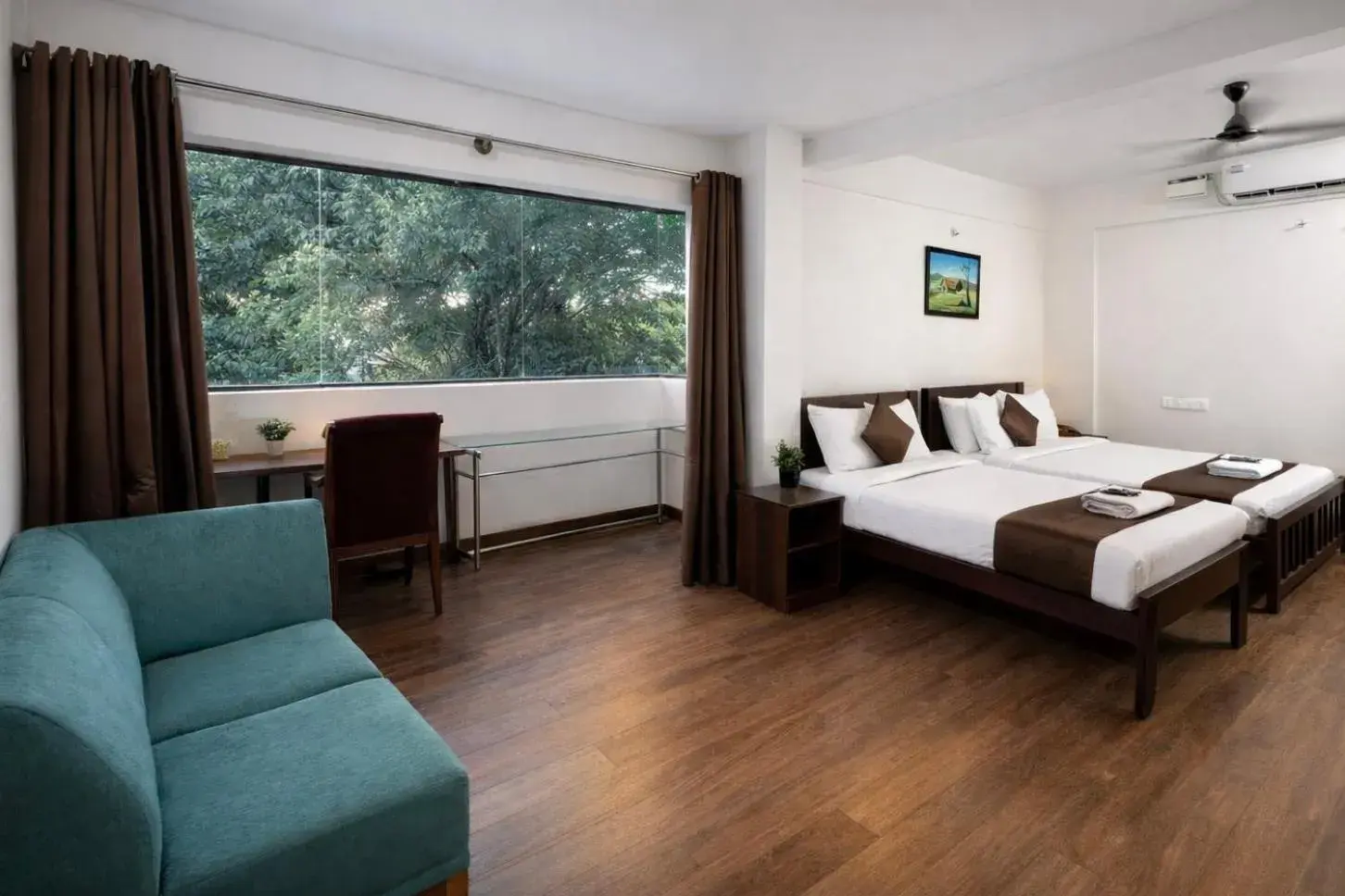 Bed in Coffee Bean Inn Bed in Coffee Bean Inn