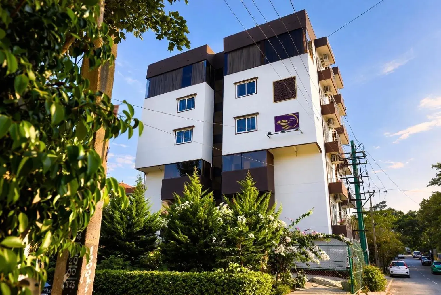 Property building in Coffee Bean Inn Property building in Coffee Bean Inn