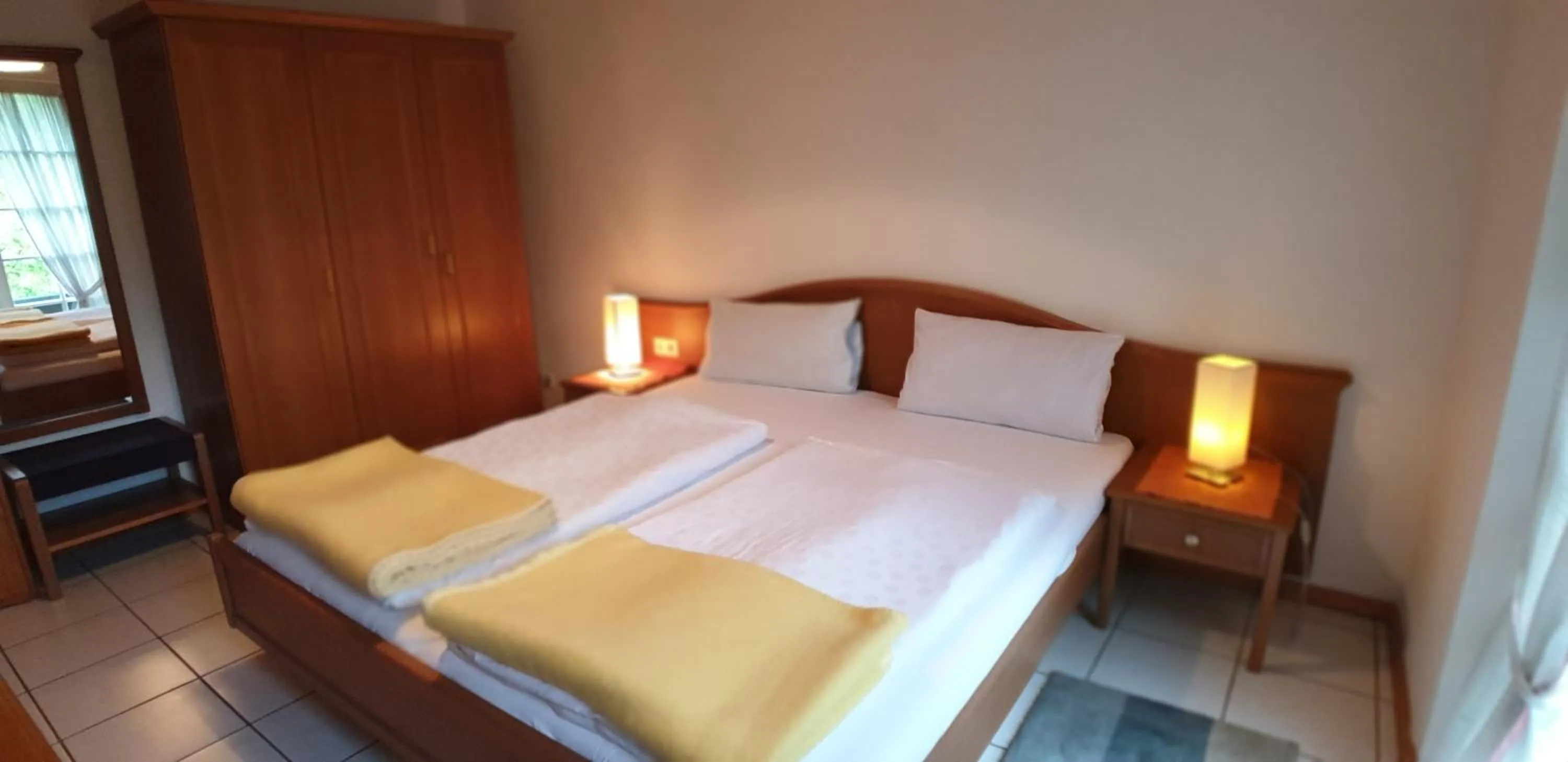 Photo of the whole room, Bed in Ehrenmättlehof Faißt