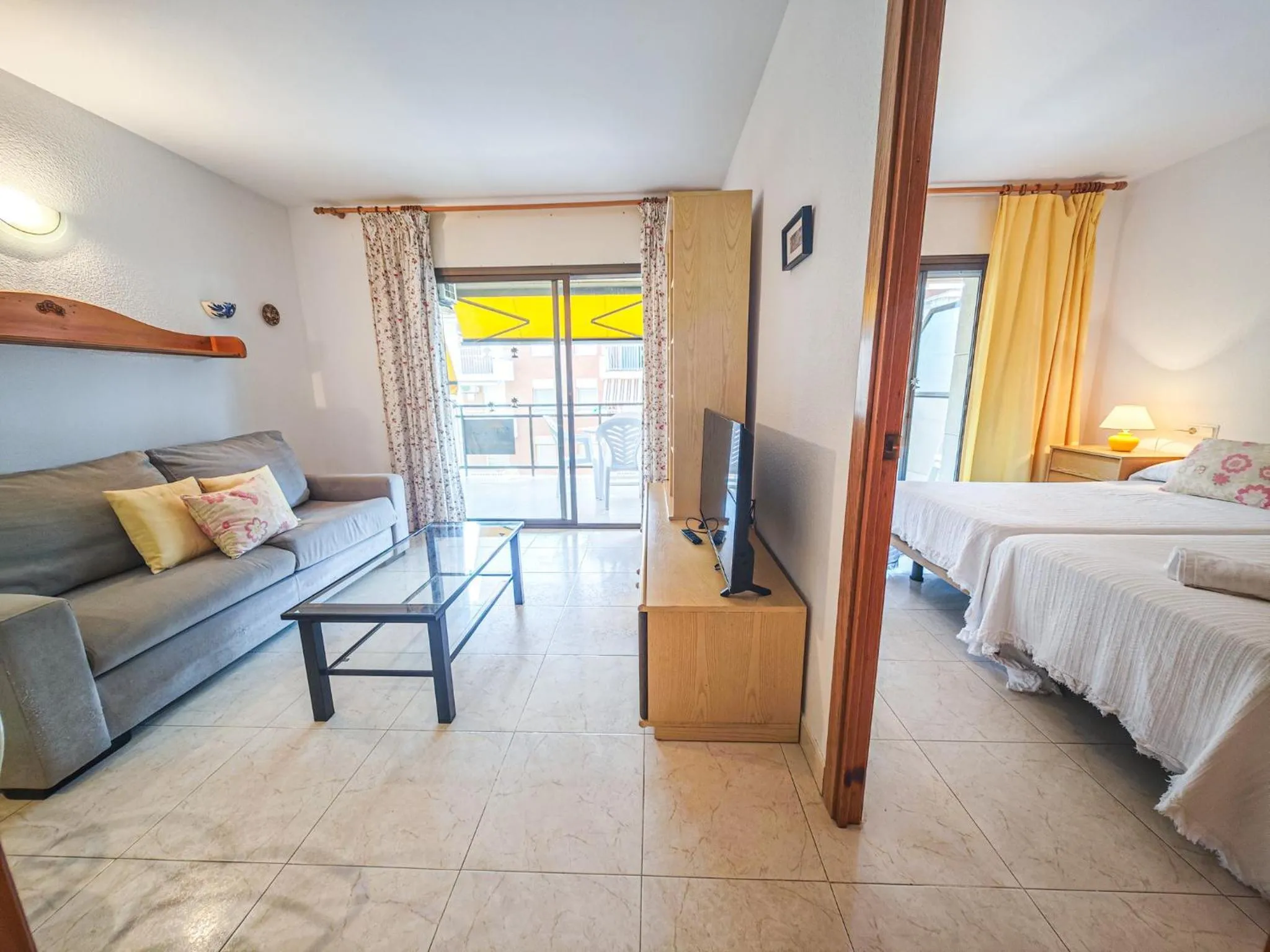 Bed in LITORAL COSTA DORADA - TXINGUDI Only families