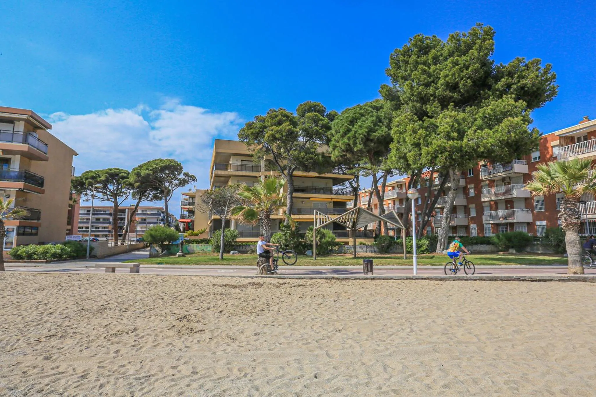 LITORAL COSTA DORADA - TXINGUDI Only families
